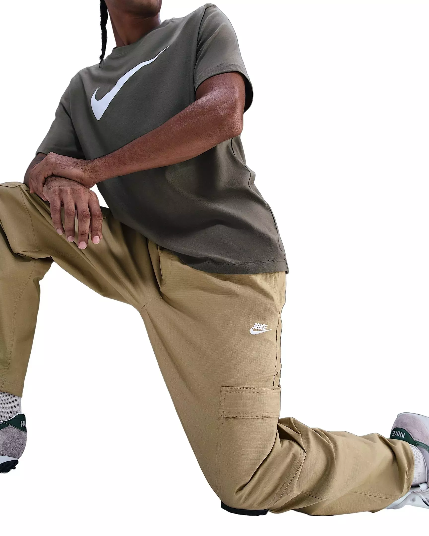Nike Men's Sportswear Club Woven Cargo Pants - Brown - BROWN