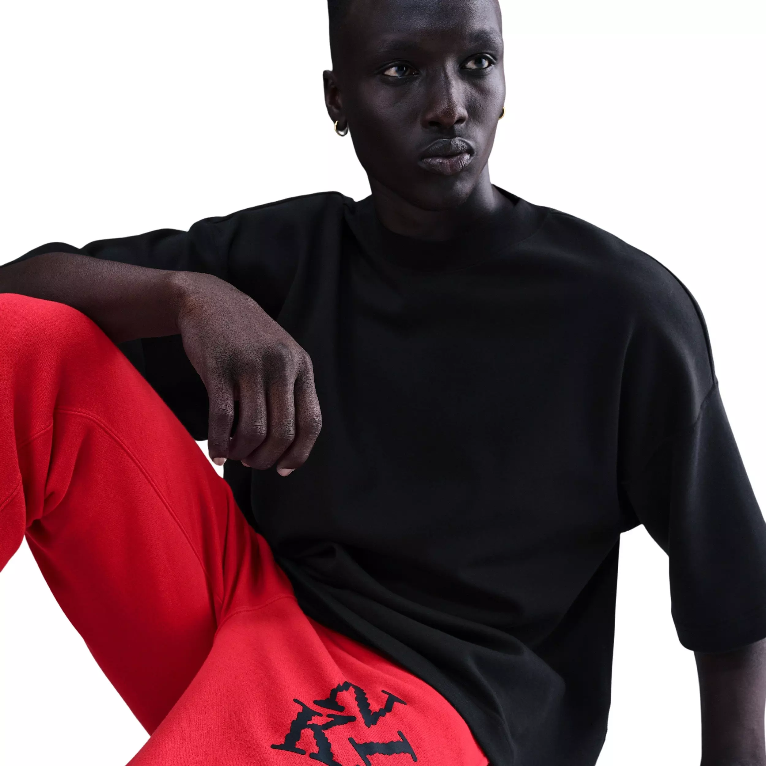 Nike Men's Sportswear Club Cuffed Fleece Joggers - RED