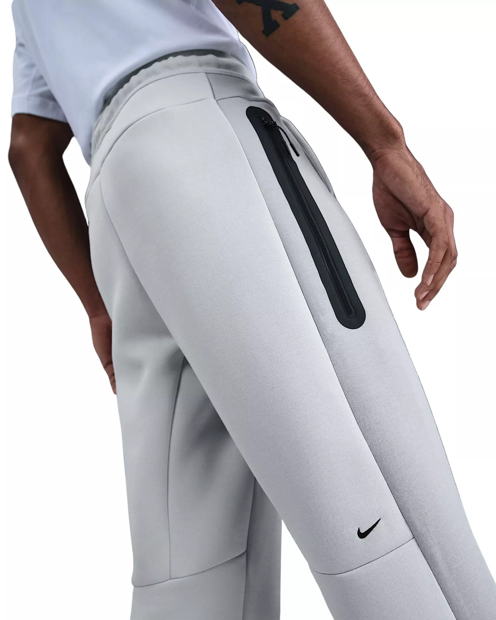 Nike Men's Tech Color-Block Open-Hem Fleece Pants - GREY