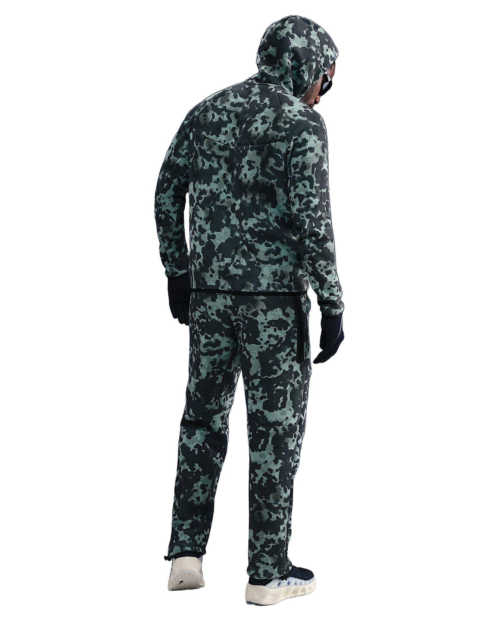 Nike Men's Tech Open-Hem Fleece Camo Pants - Green - GREEN Thumbnail View 2