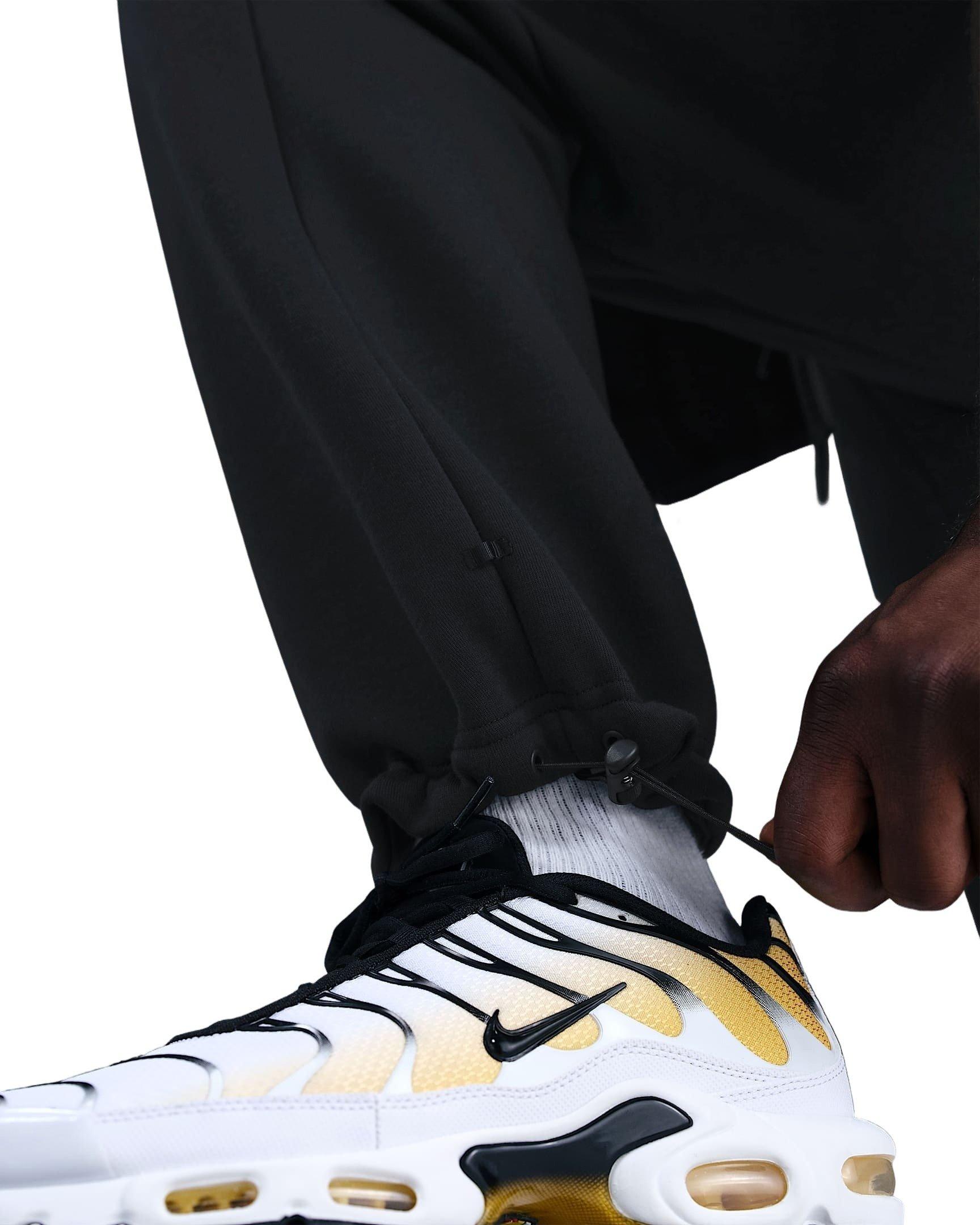 Nike Men's Tech Open-Hem Fleece Pants - BLACK Thumbnail View 6