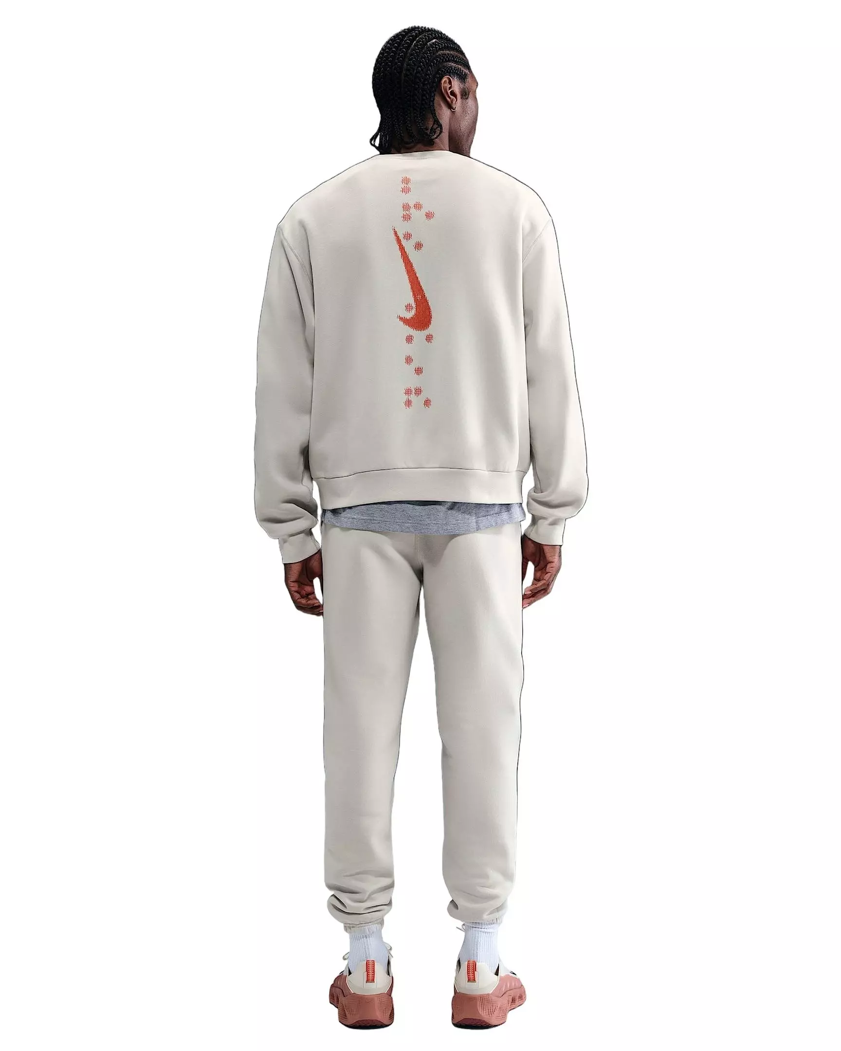 Nike Men's Sportswear Club Cuffed Fleece Pants - BEIGE