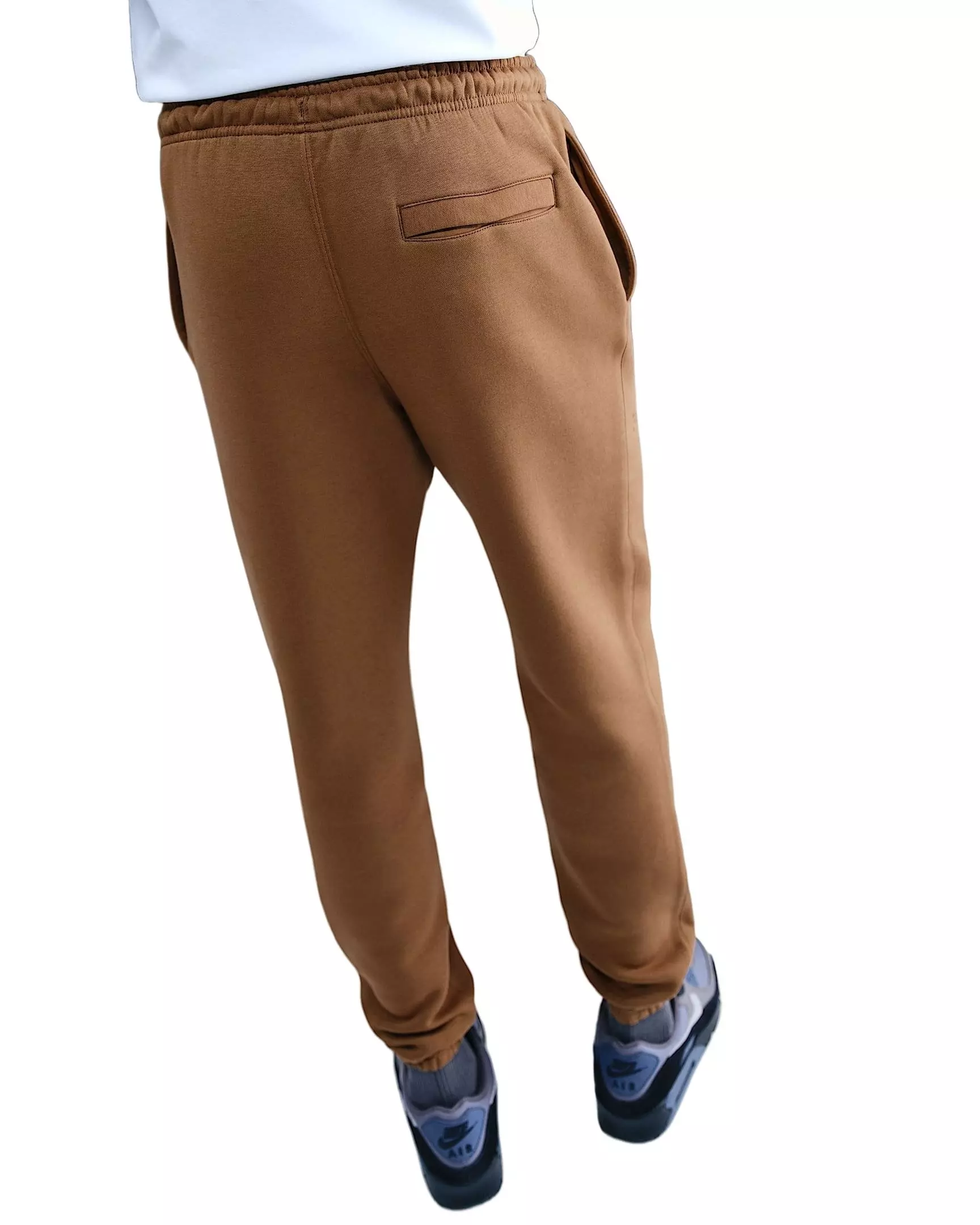 Nike Men's Sportswear Club Cuffed Fleece Pants - BROWN