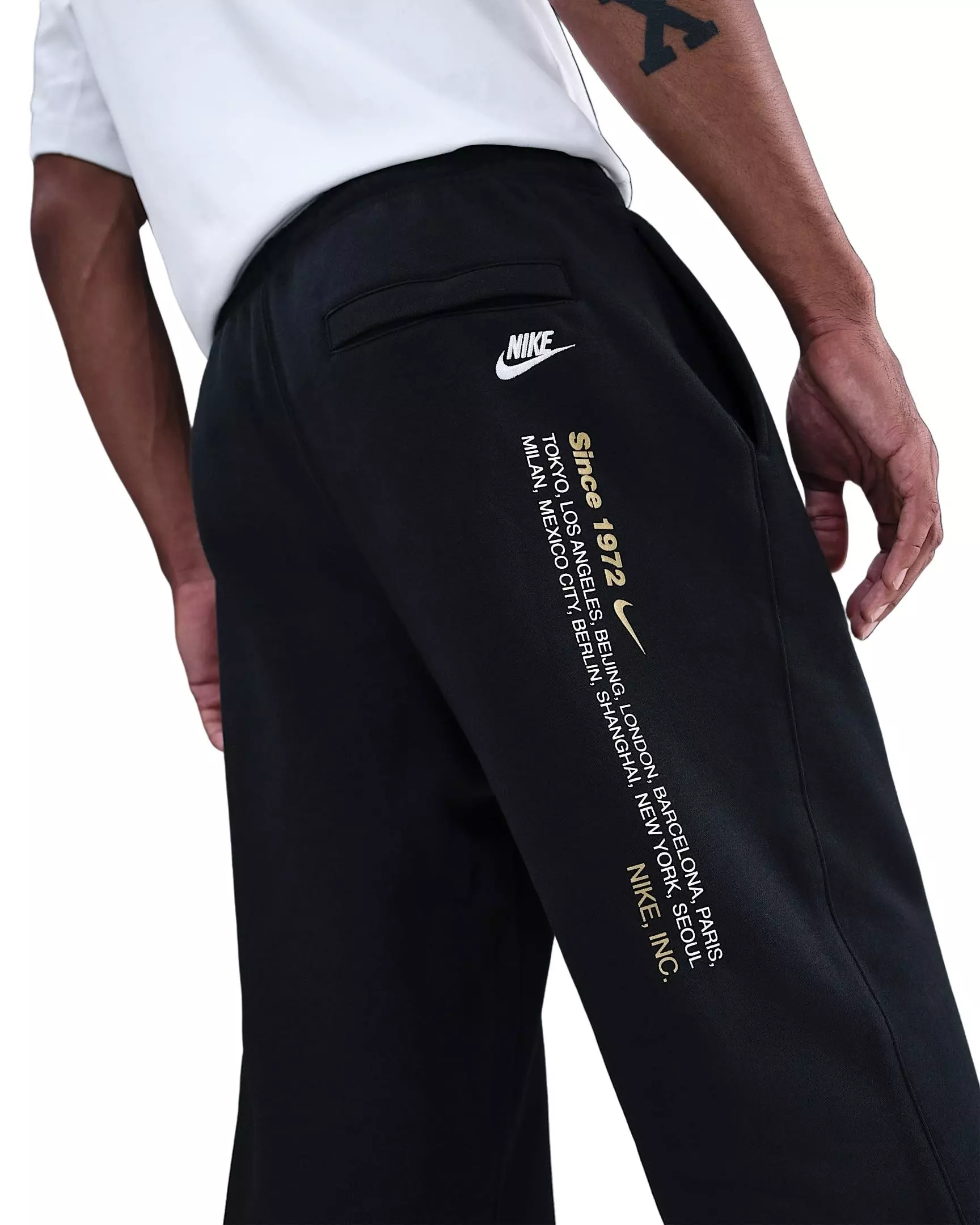 Nike Men's Sportswear Club Bungee Pants - BLACK