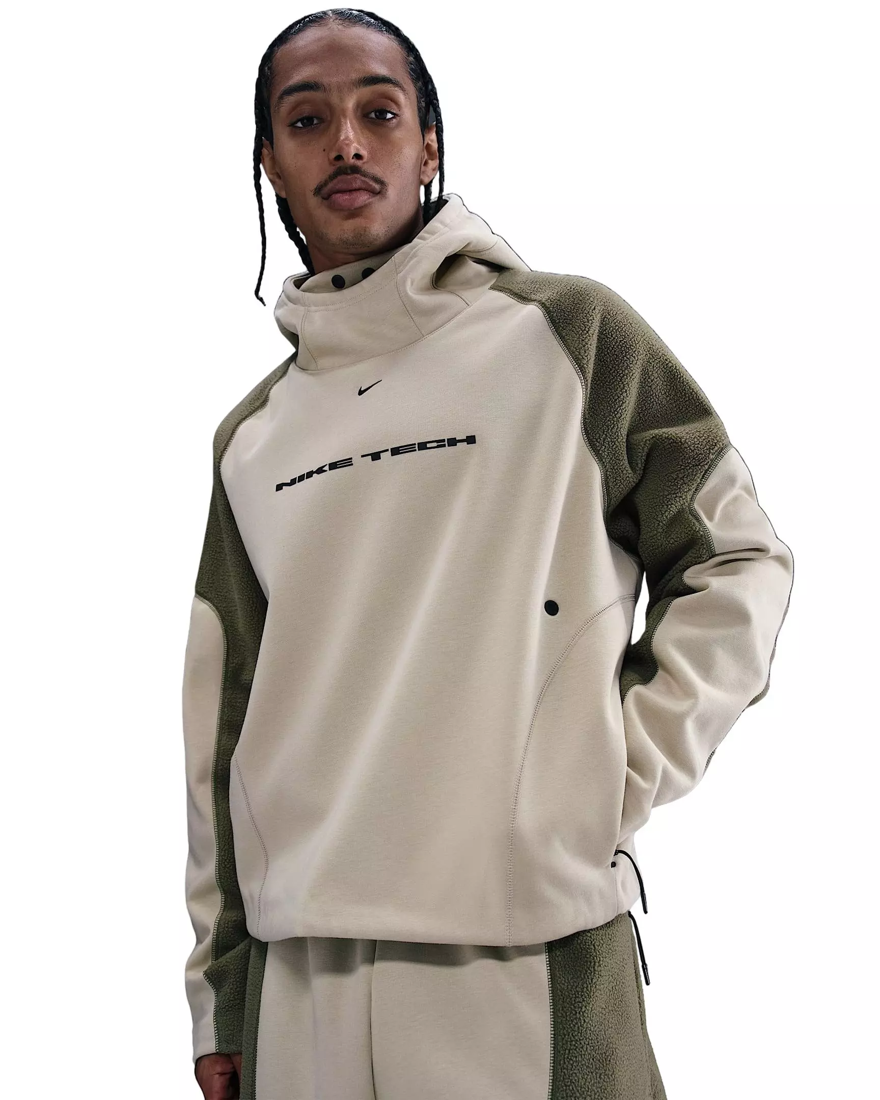 Nike Men's Tech Boreas Oversized Hoodie - BROWN