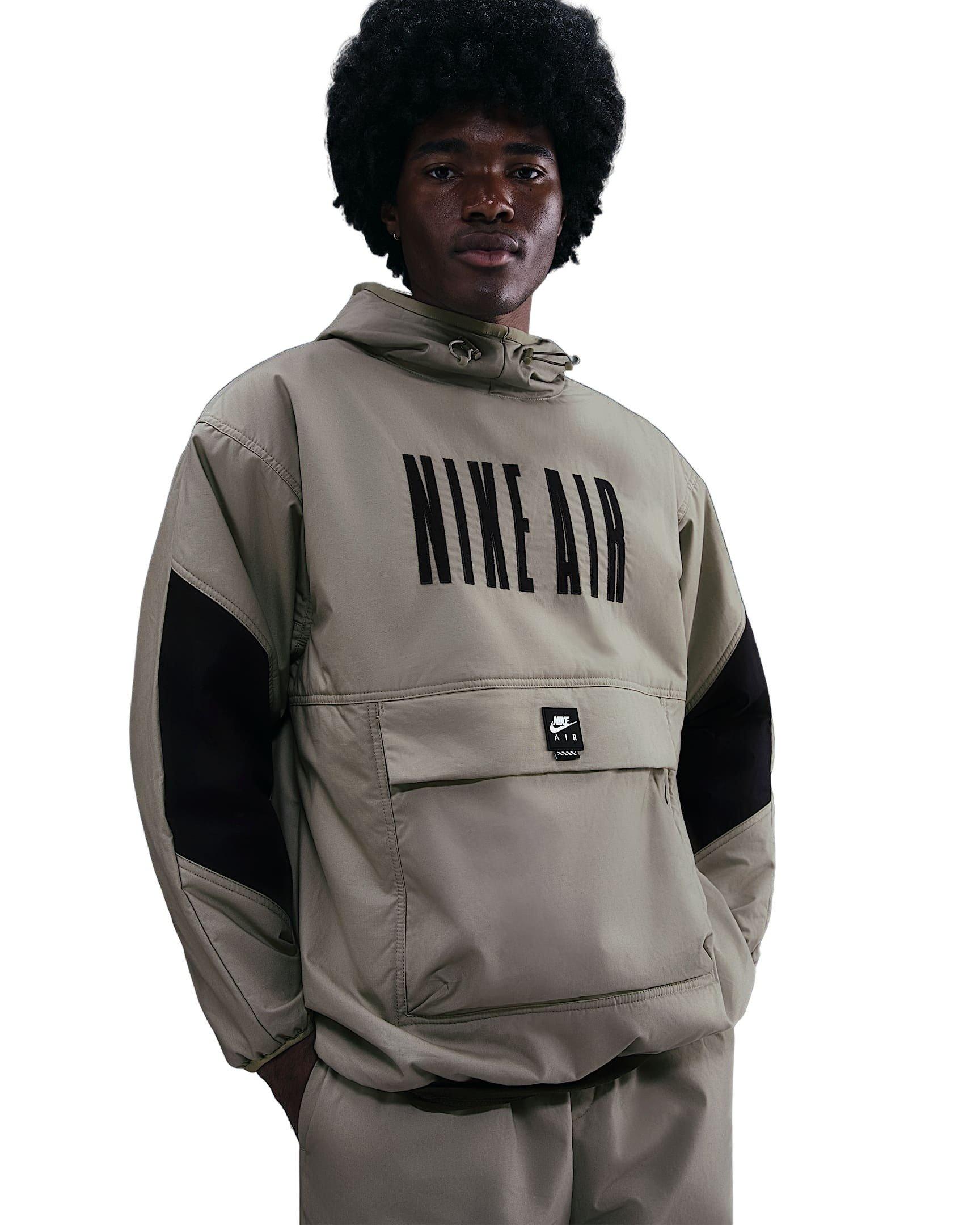 Nike Men's Air Loose Insulated Jacket - GREEN Thumbnail View 3