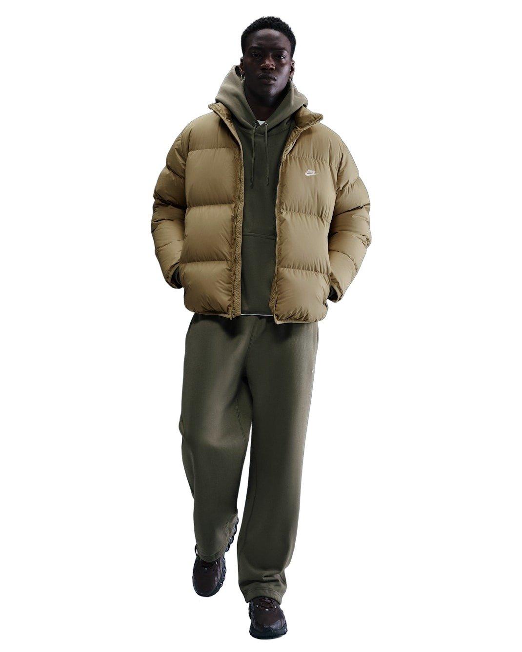 Nike Men's Sportswear Club Therma-FIT Puffer Jacket - BEIGE Thumbnail View 4