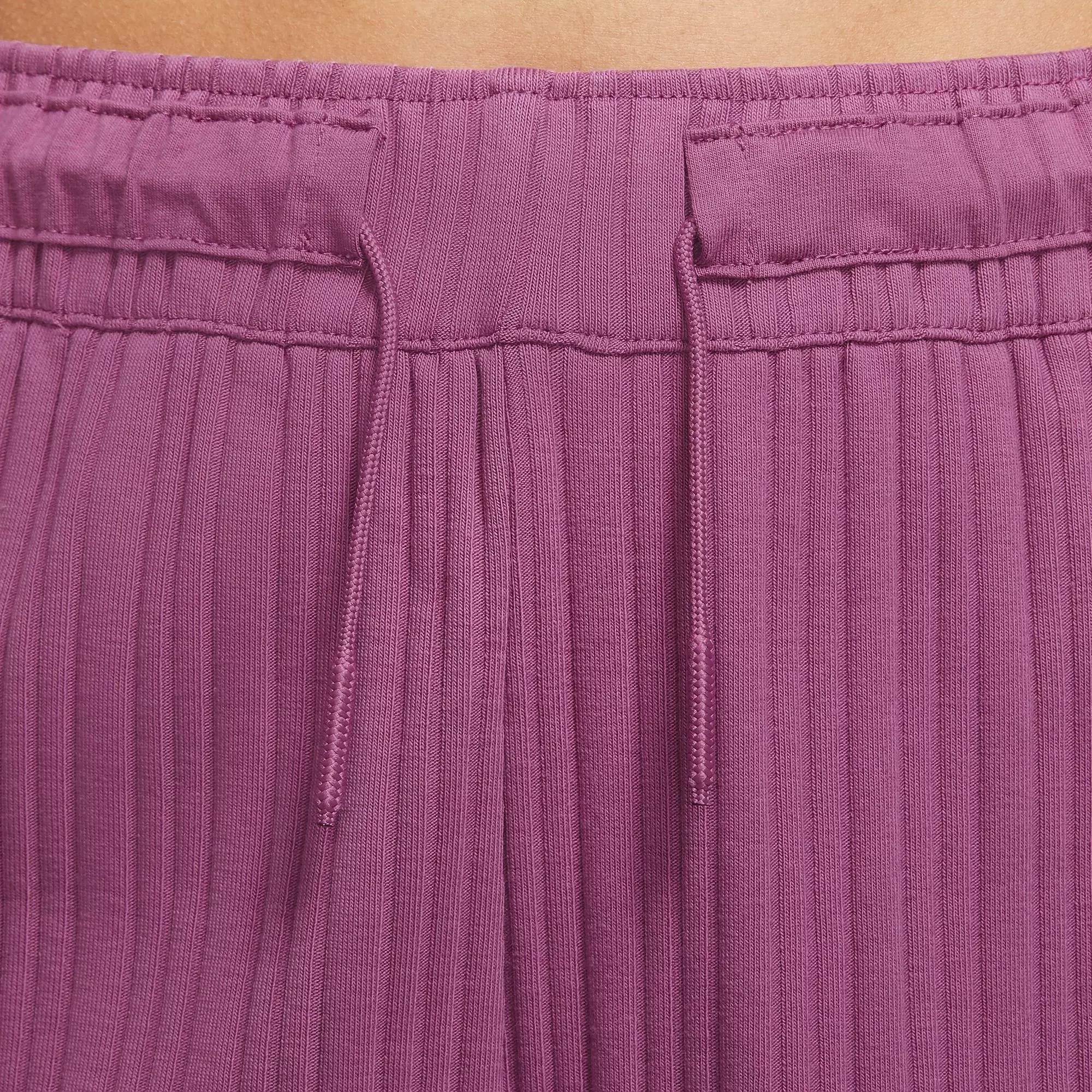 Nike Women's Sportswear Ribbed Jersey Baller Shorts - PURPLE