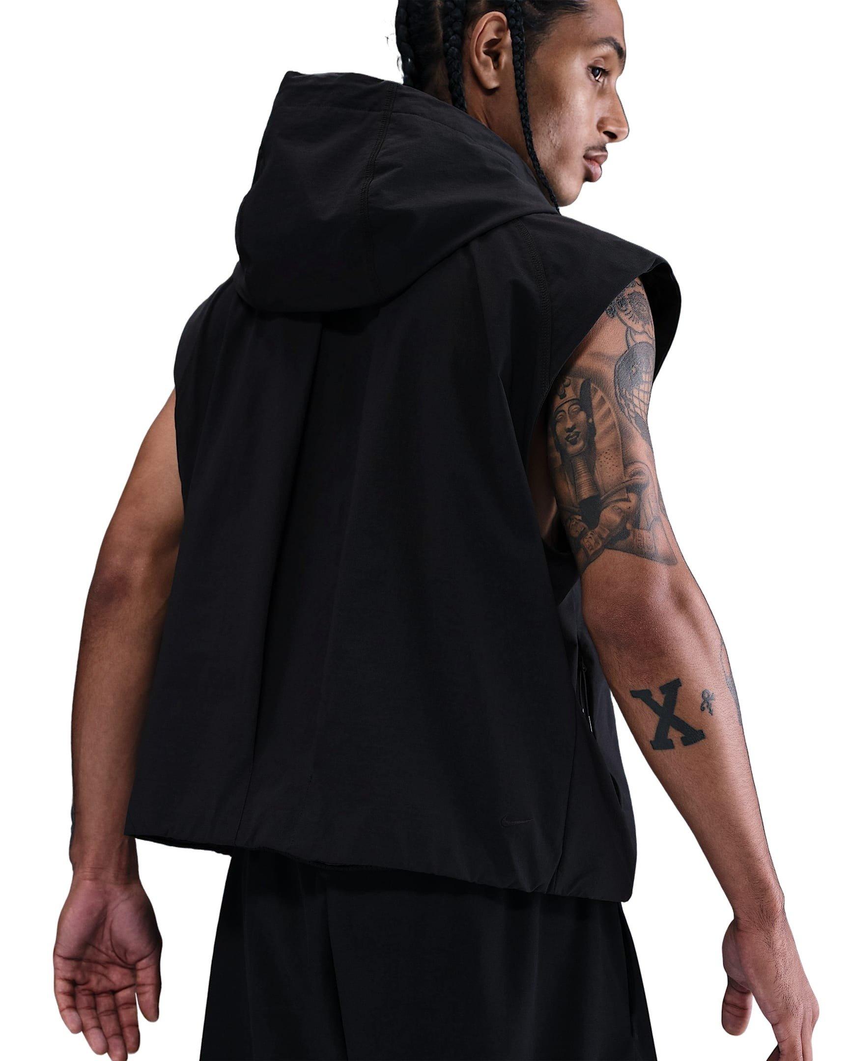 Nike Men's Tech Dri-FIT Woven Windrunner Vest - BLACK Thumbnail View 2
