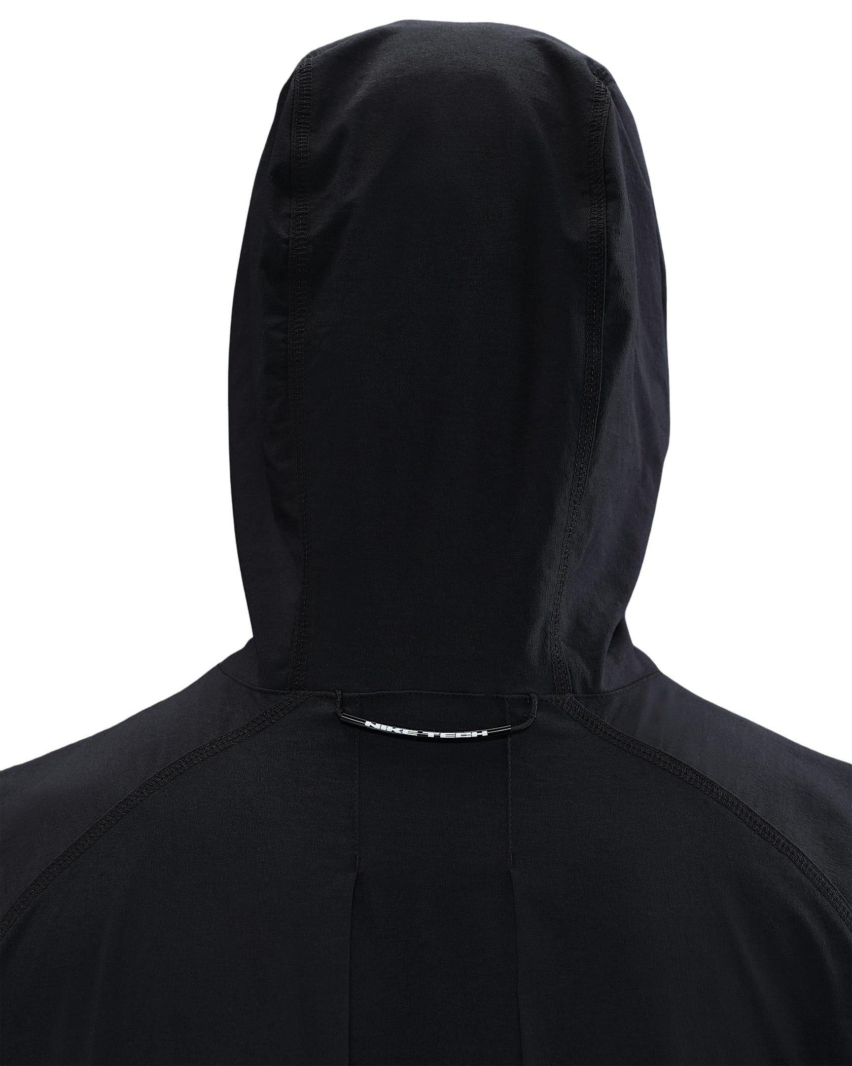 Nike Men's Tech Dri-FIT Woven Windrunner Vest - BLACK Thumbnail View 4