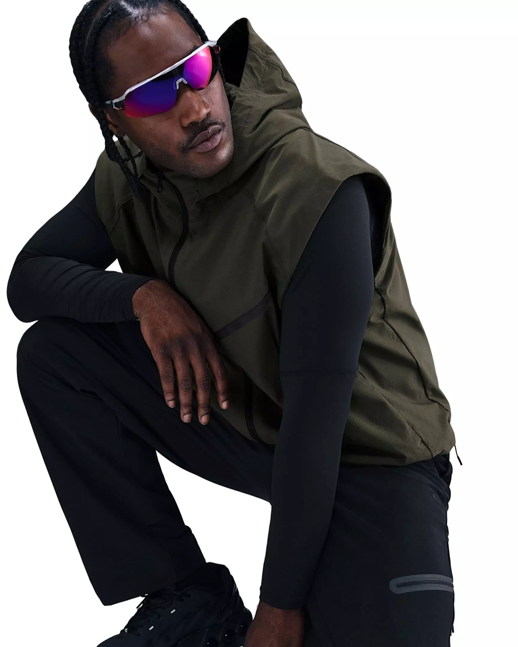 Nike Men's Tech Dri-FIT Woven Windrunner Vest - GREEN