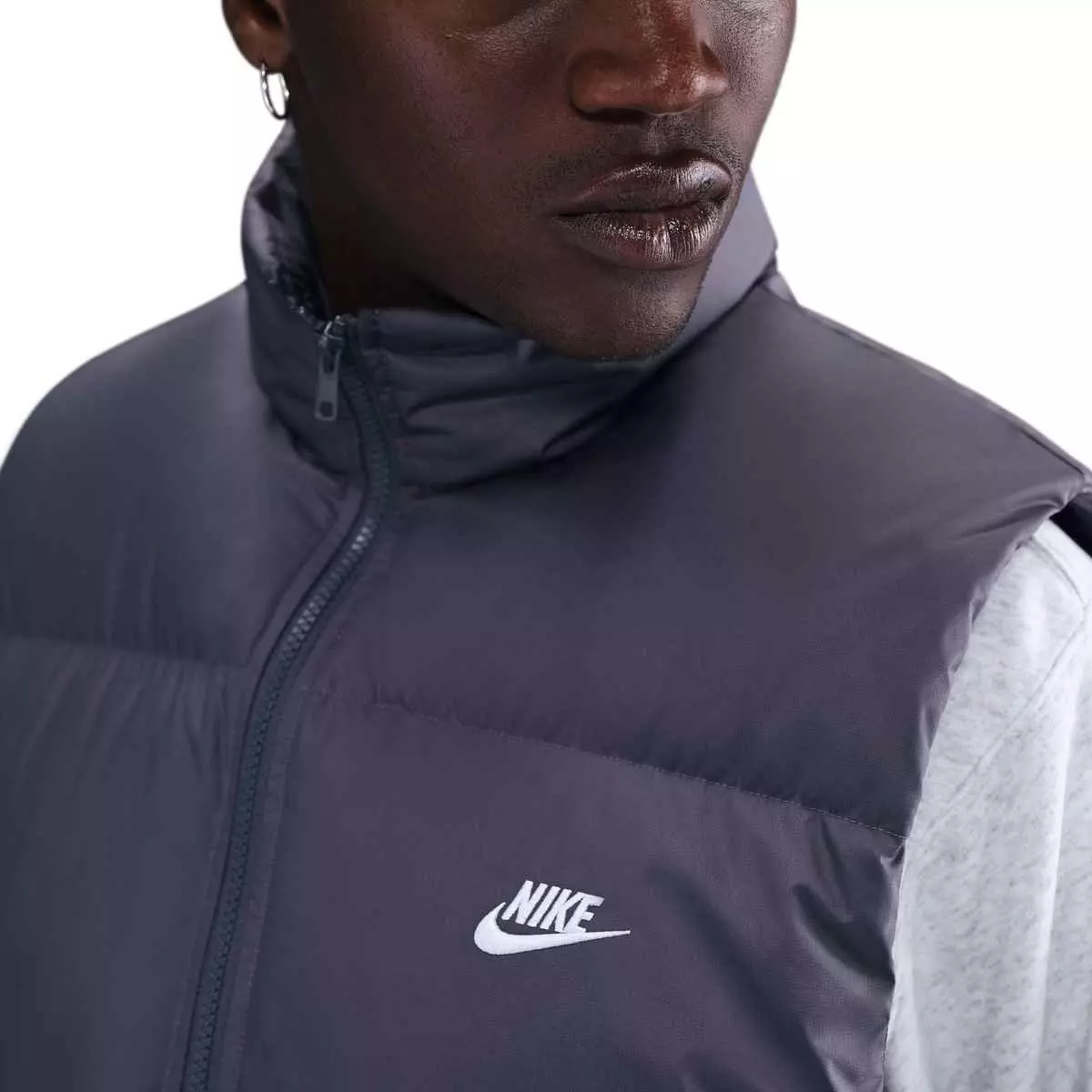 Nike Men's Sportswear Club Therma-FIT Puffer Vest - GREY