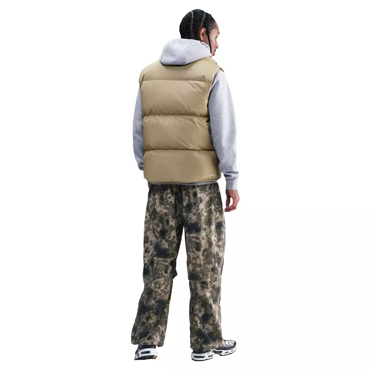 Nike Men's Sportswear Club Therma-FIT Puffer Vest - BROWN