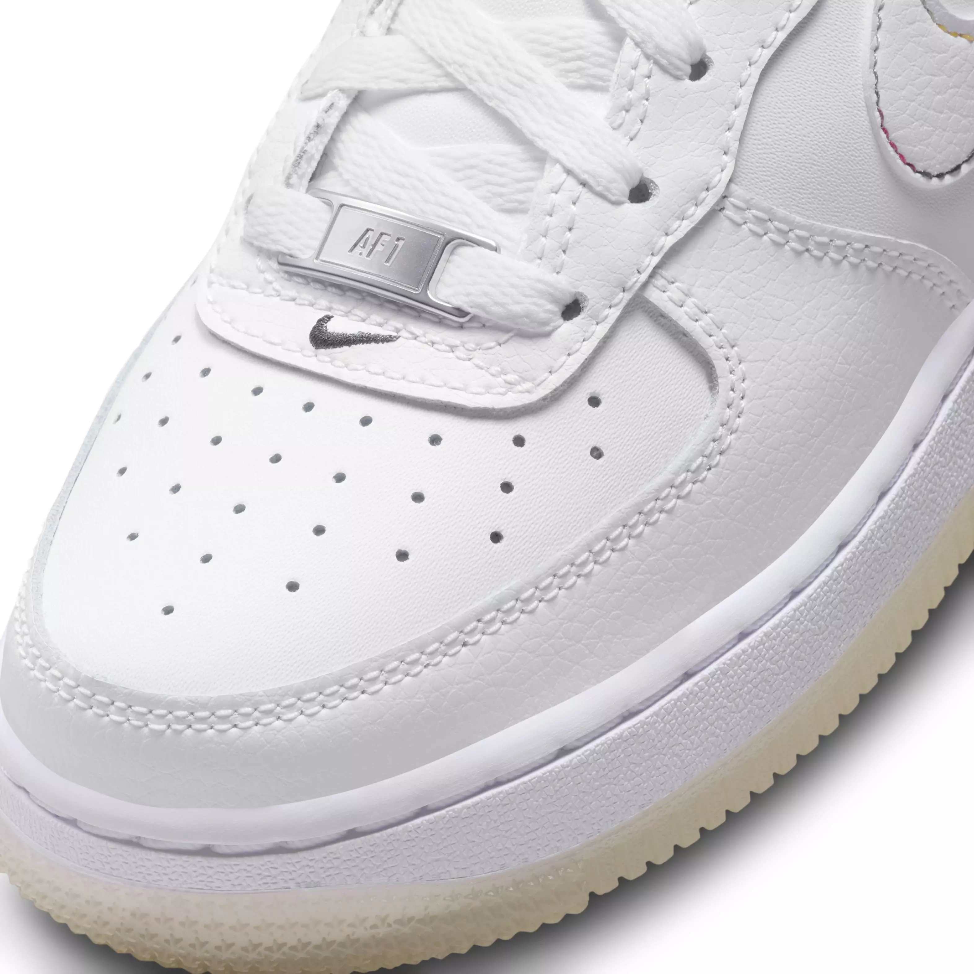 Nike Air Force 1 LV8 "White/White/White/Midnight Navy" Grade School Boys' Shoe - WHITE/WHITE/WHITE/NAVY