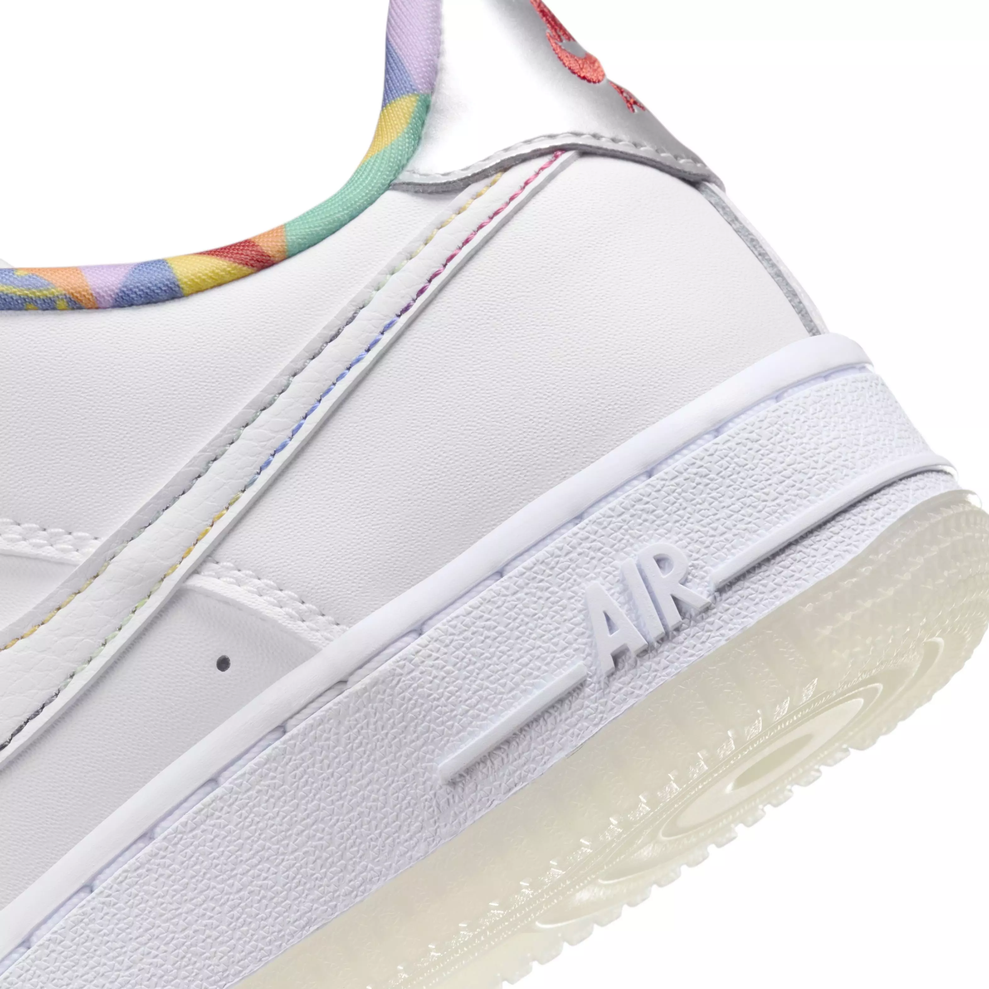 Nike Air Force 1 LV8 "White/White/White/Midnight Navy" Grade School Boys' Shoe - WHITE/WHITE/WHITE/NAVY