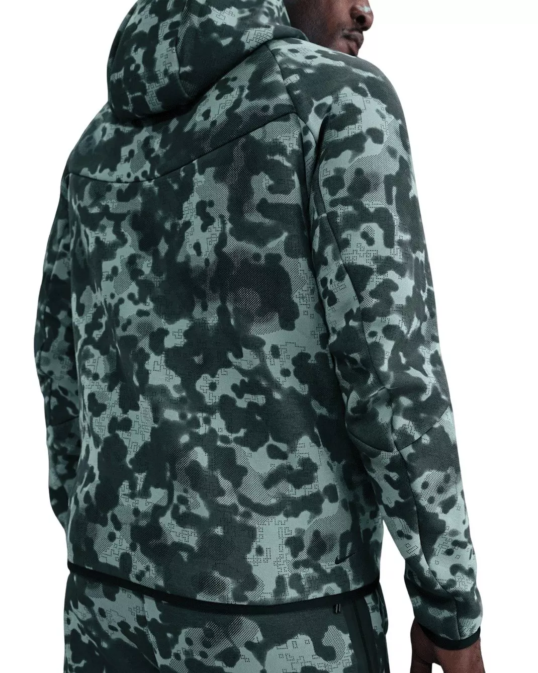 Nike Men's Tech Full-Zip Fleece Camo Windrunner Jacket - Green - GREEN