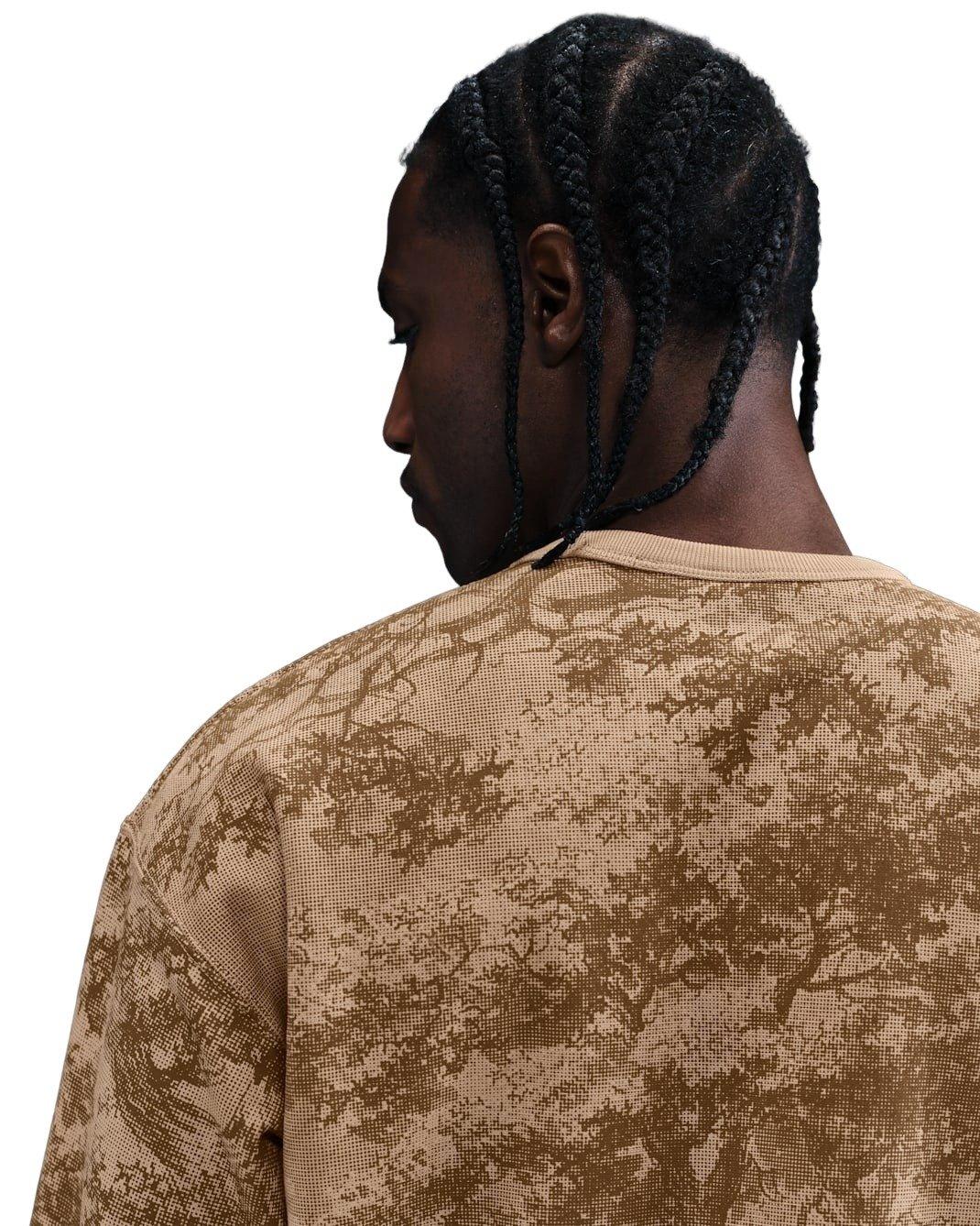 Nike Men's Solo Swoosh BB Fleece Graphic Crew - BEIGE Thumbnail View 2