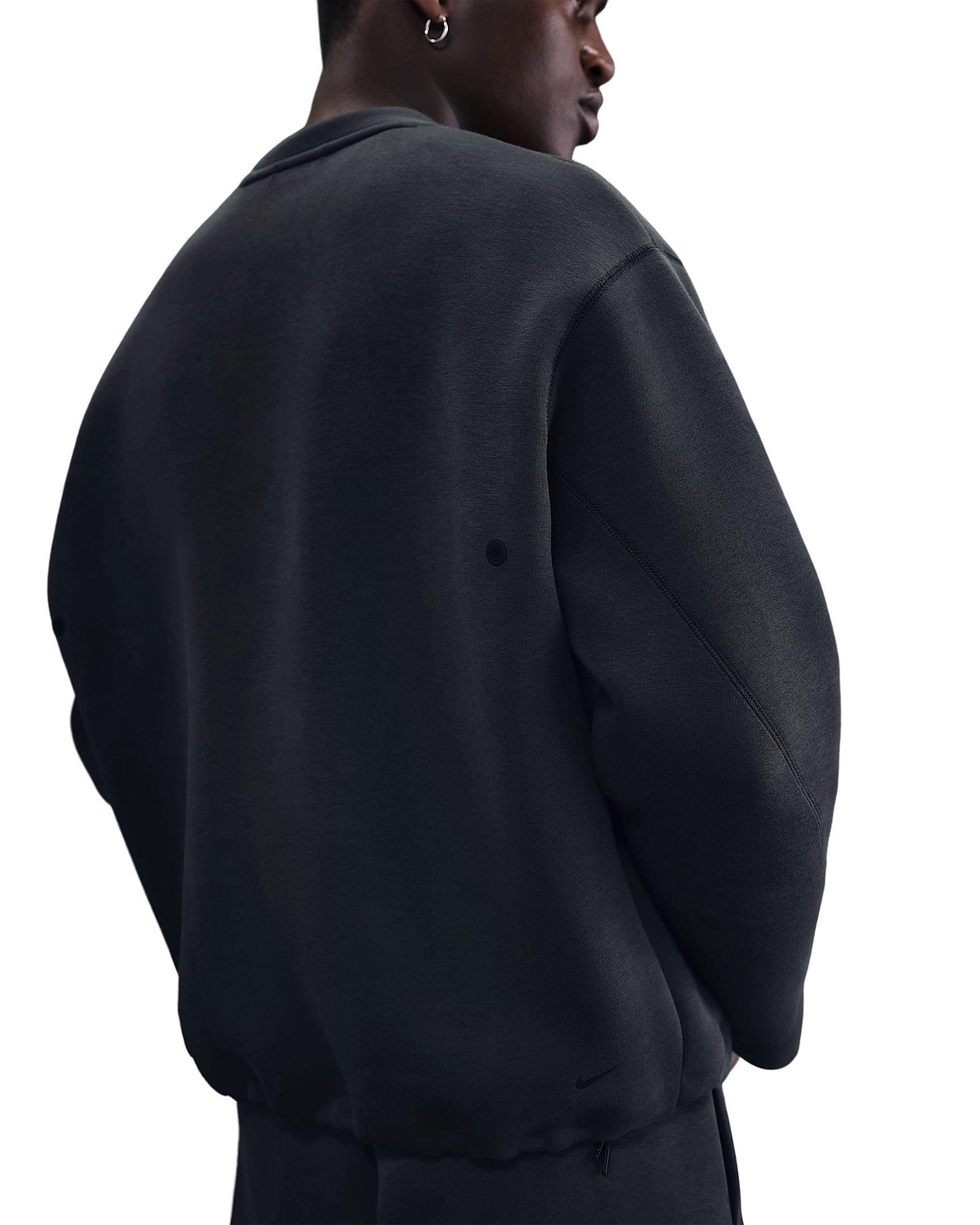 Nike Men's Tech Fleece Loose Fit Crew - GREY Thumbnail View 2