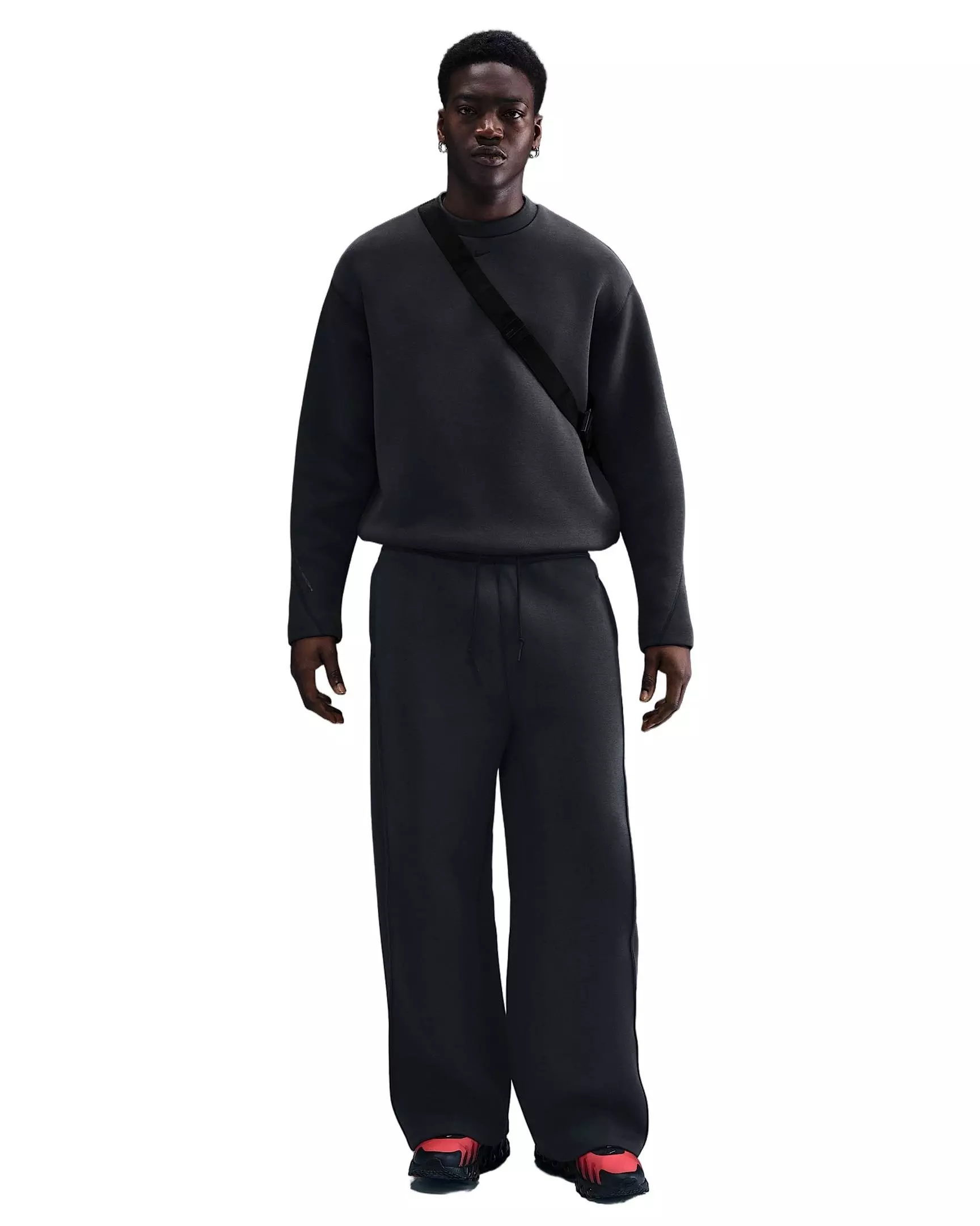 Nike Men's Tech Fleece Loose Fit Crew - GREY