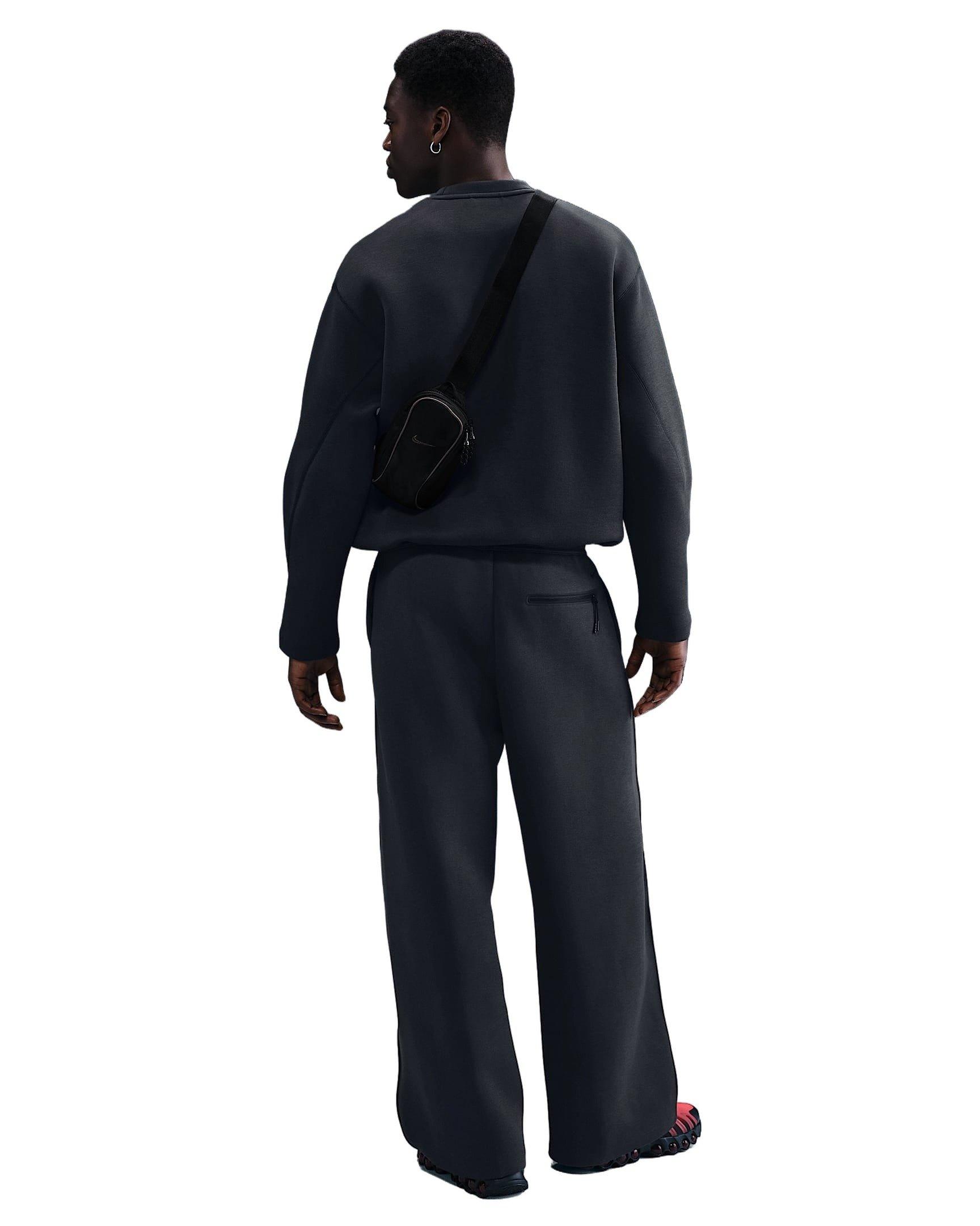 Nike Men's Tech Fleece Loose Fit Crew - GREY Thumbnail View 5