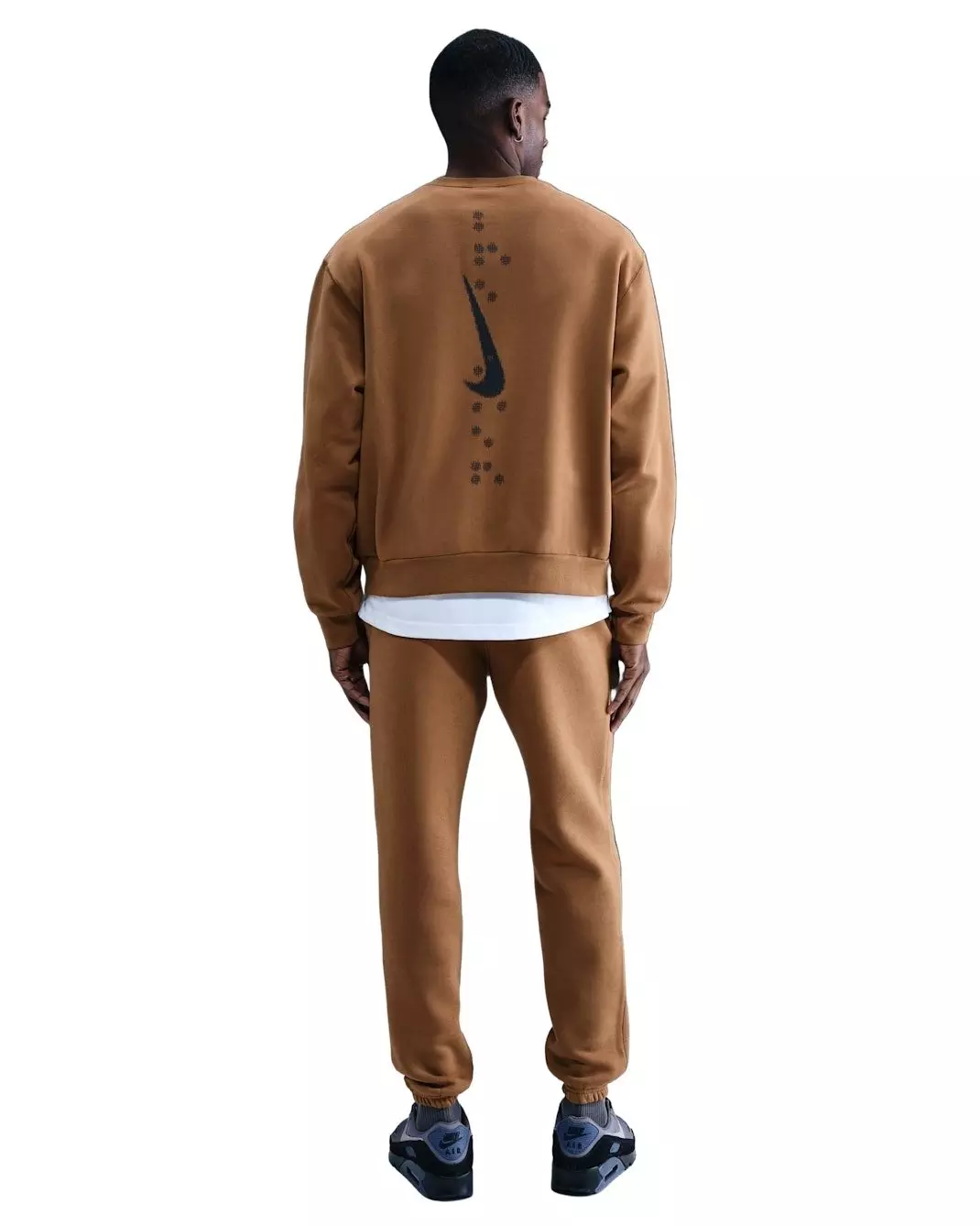 Nike Men's Sportswear Club BB Ski Fleece Crew-Neck Sweatshirt - BROWN