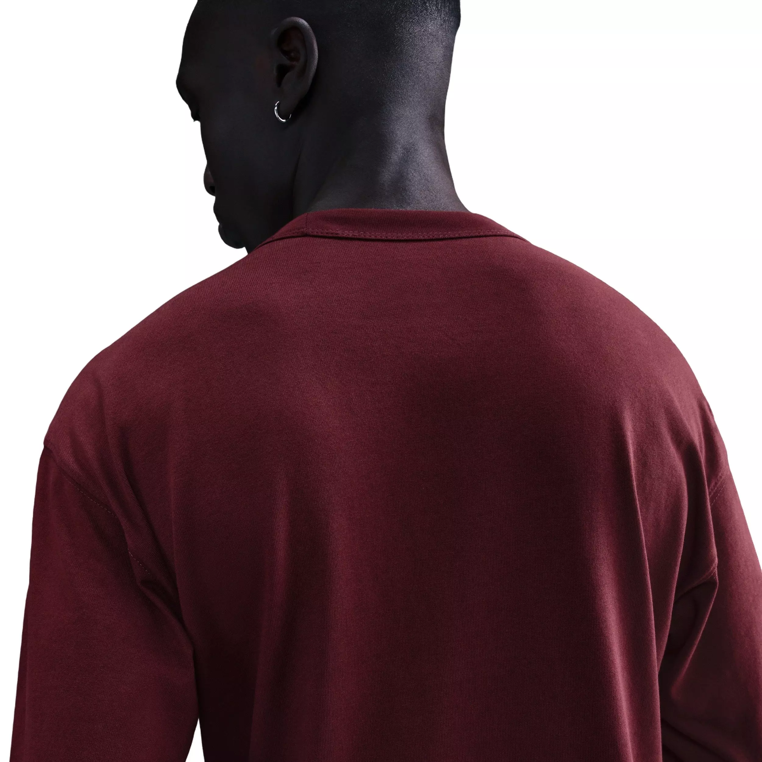 Nike Men's Sportswear Premium Essentials Long-Sleeve Pocket T-Shirt - RED