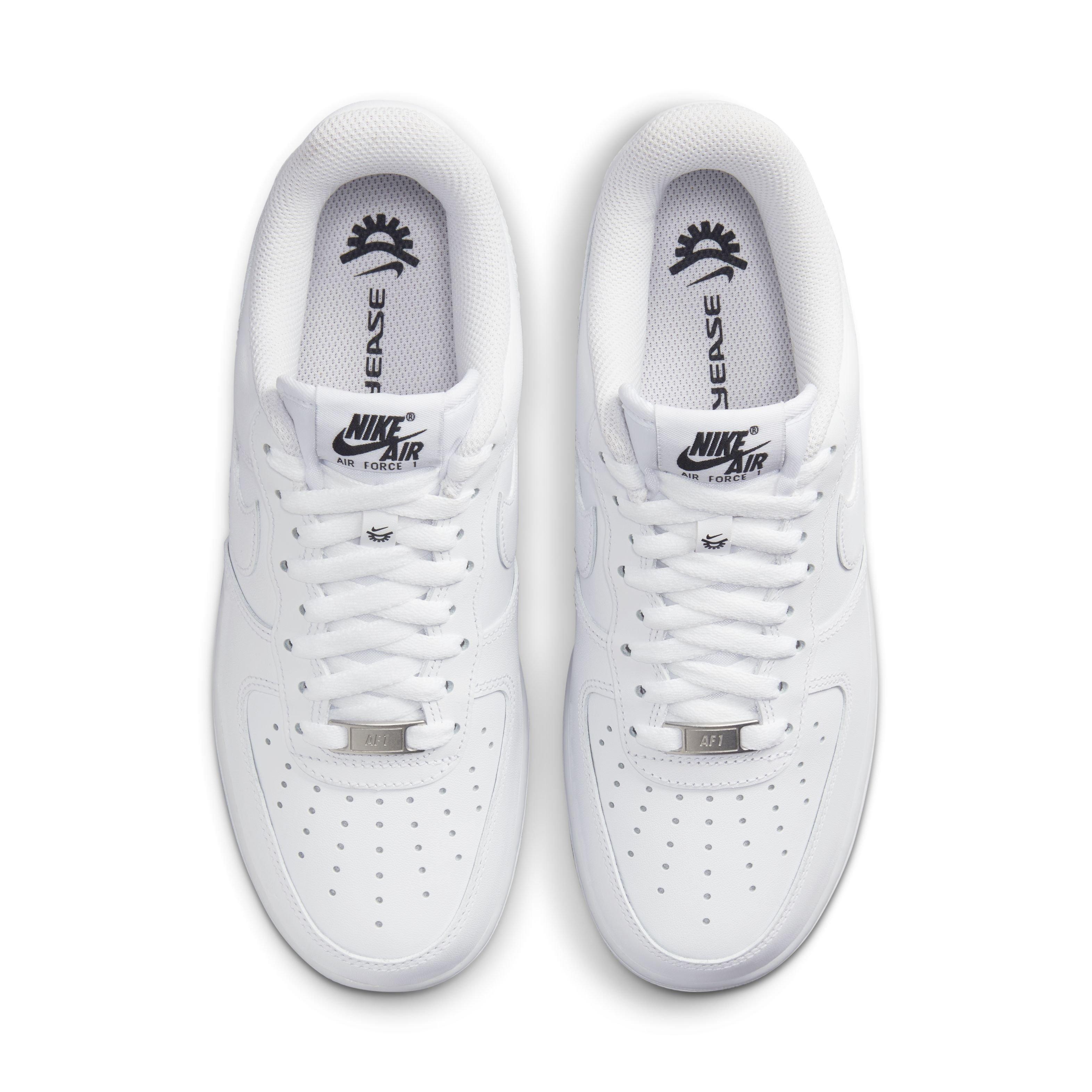 Nike Air Force 1 '07 FlyEase "White/White/White" Women's Shoe - WHITE/WHITE/WHITE Thumbnail View 4