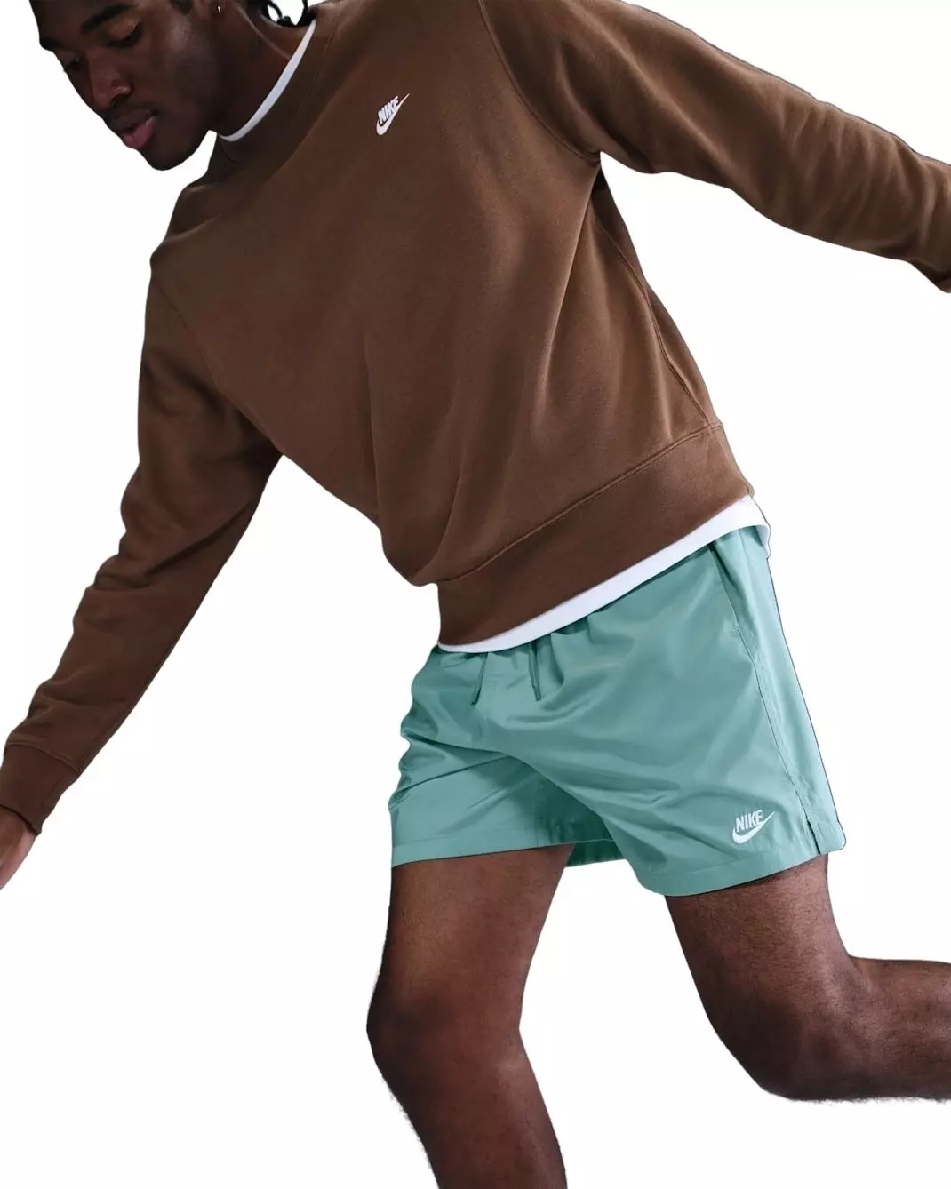 Nike Men's Club Woven Flow Shorts - GREEN