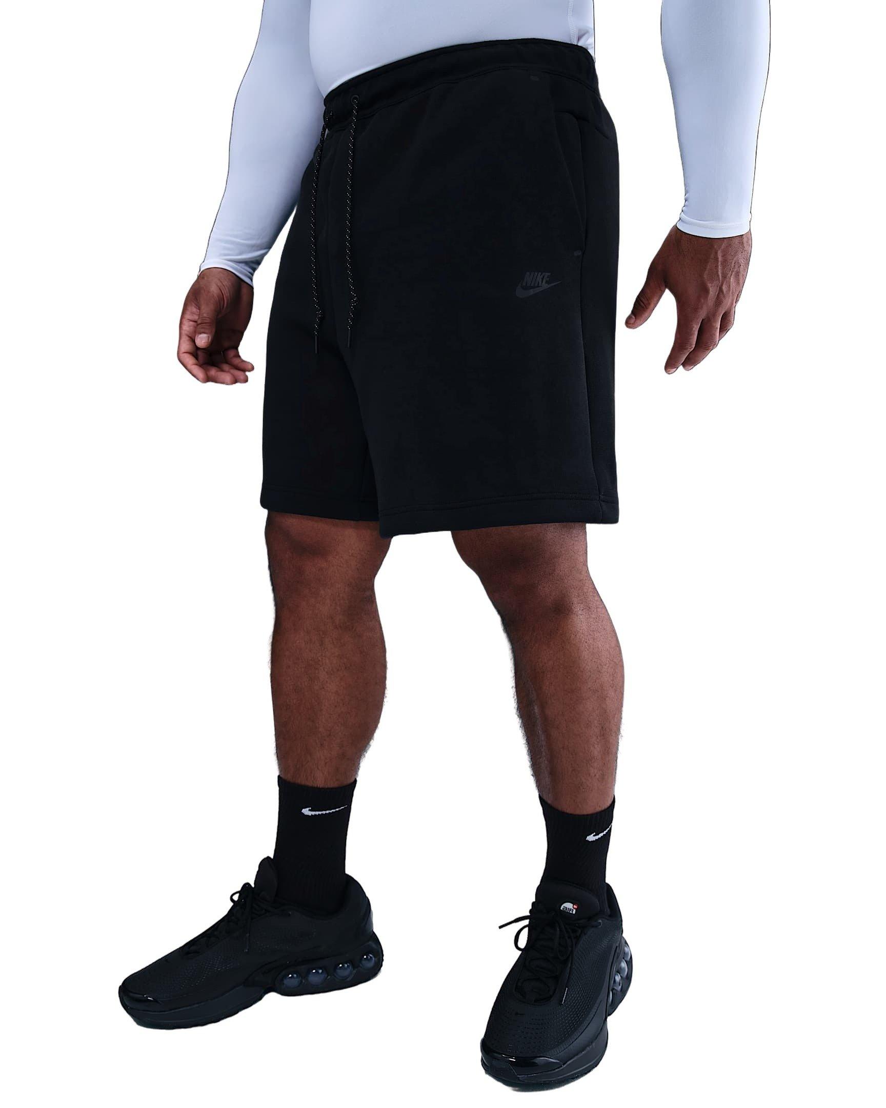 Nike Men's Tech Fleece Shorts - BLACK Thumbnail View 3