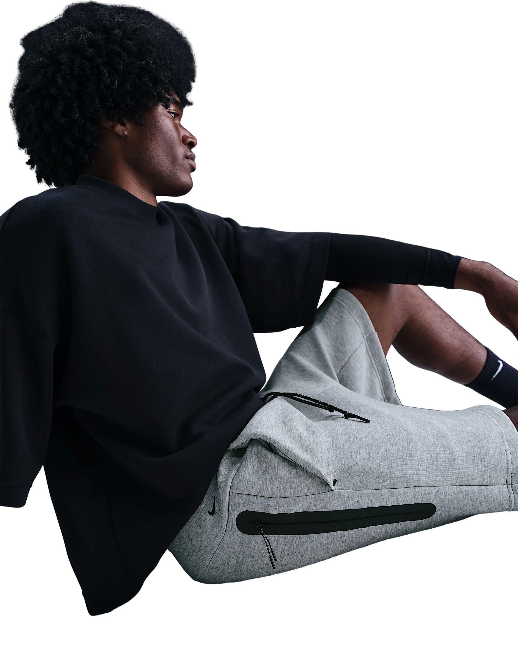 Nike Men's Tech Fleece Shorts - GREY Thumbnail View 3