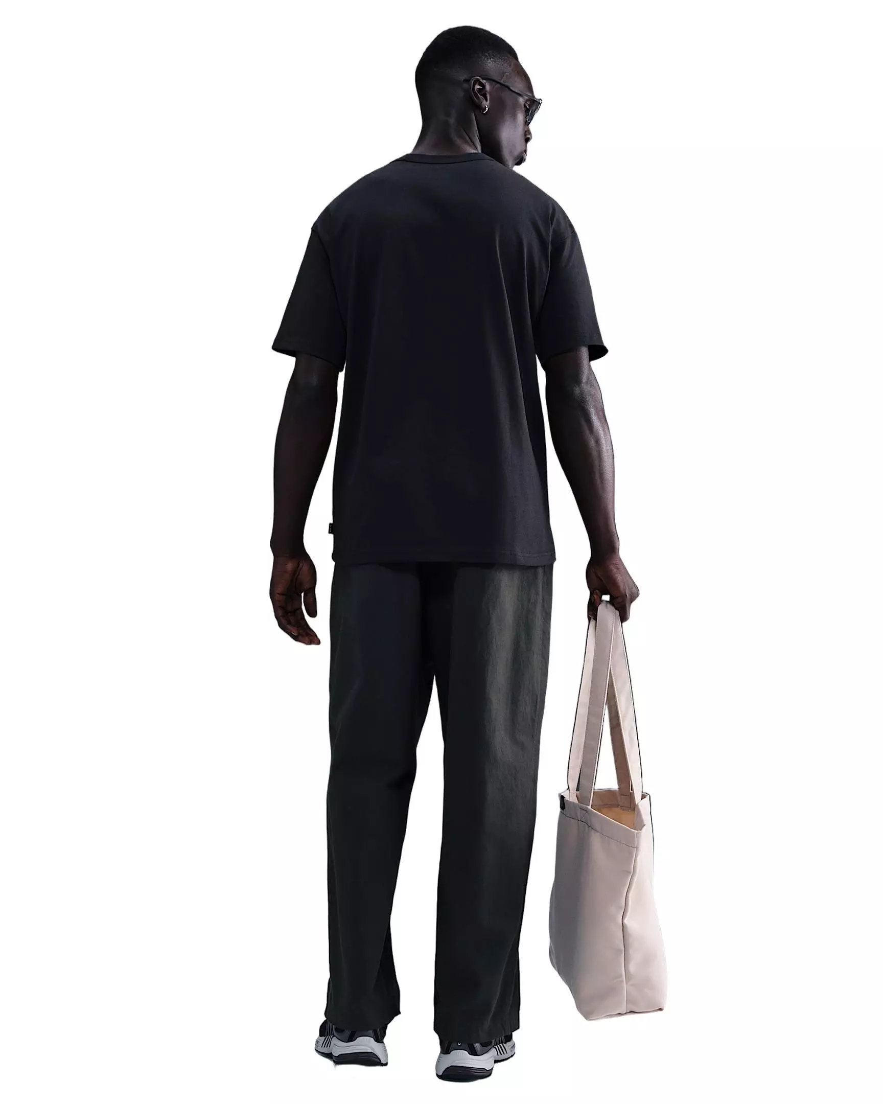 Nike Men's Sportswear Premium Essentials Short-Sleeve T-Shirt - BLACK