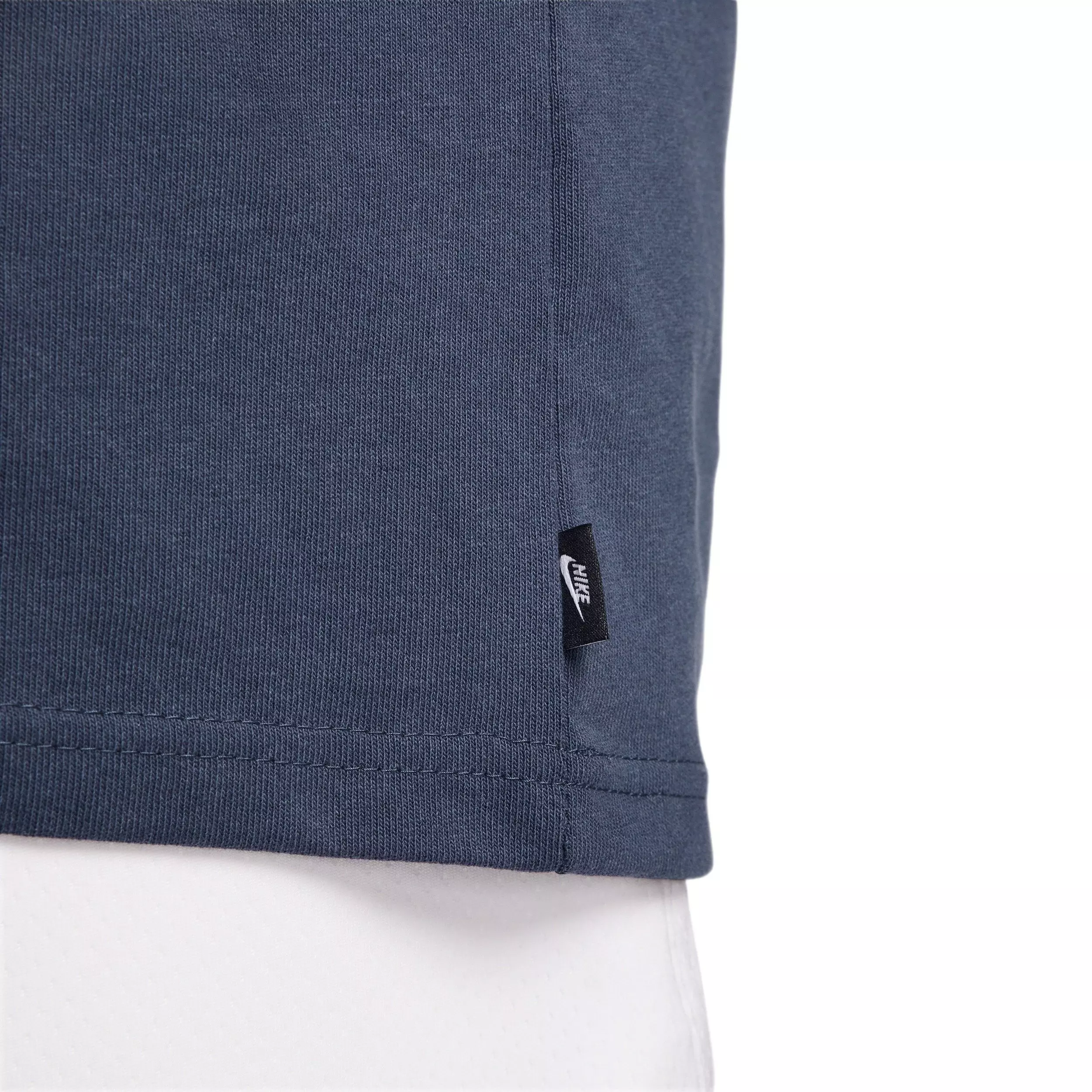 Nike Men's Sportswear Premium Essentials Short-Sleeve T-Shirt - BLUE