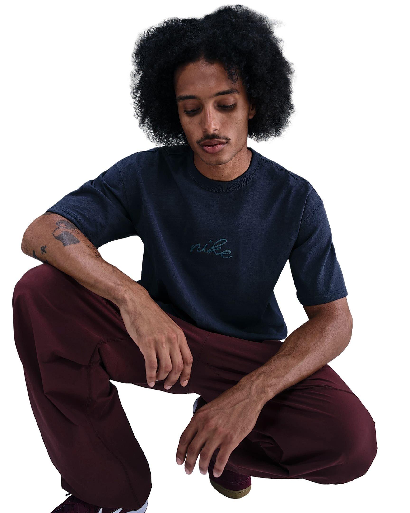 Nike Men's Sportswear Premium FH25 Essentials T-Shirt - BLUE Thumbnail View 3