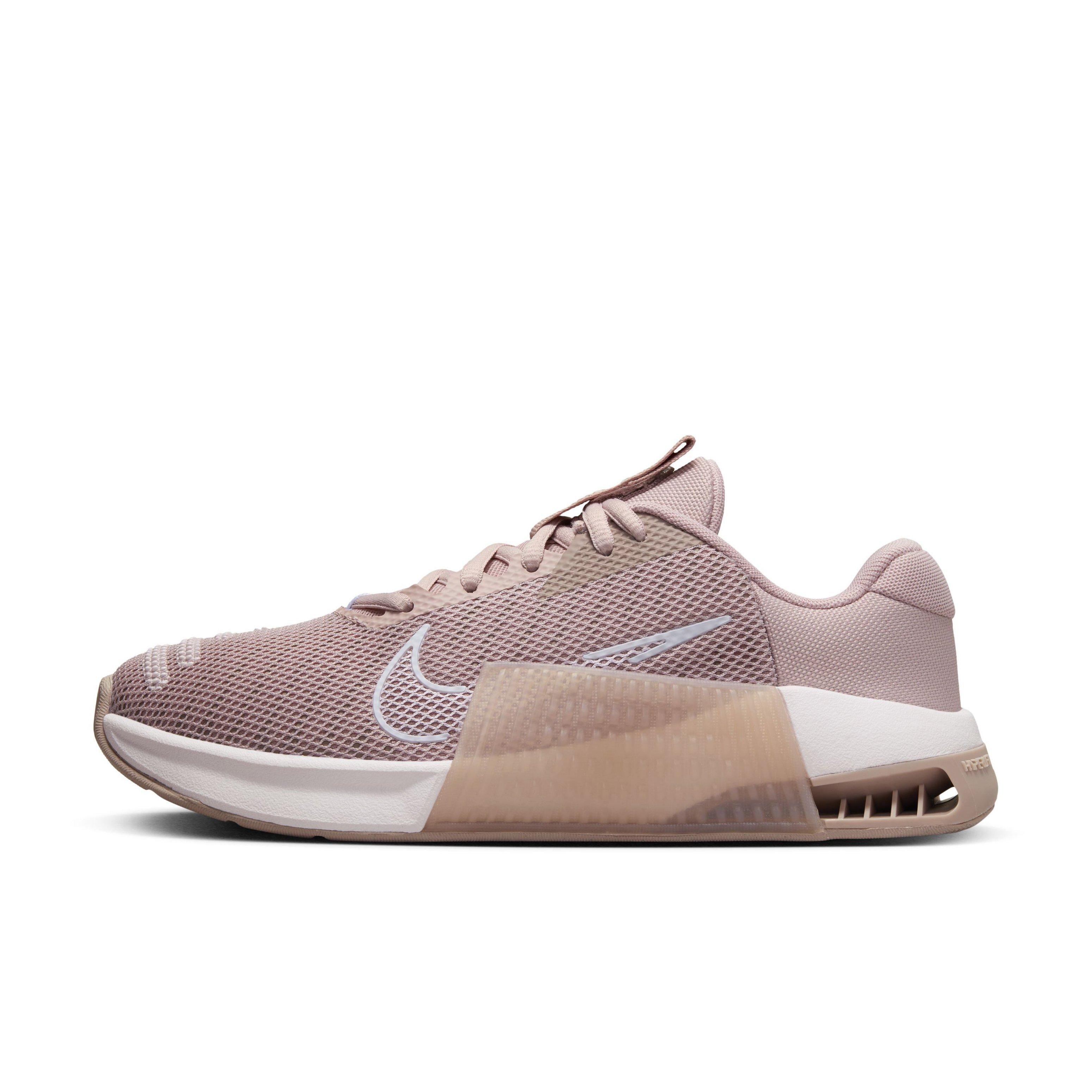 Woman Shoes for CrossFit Nike Metcon 9 - white pink