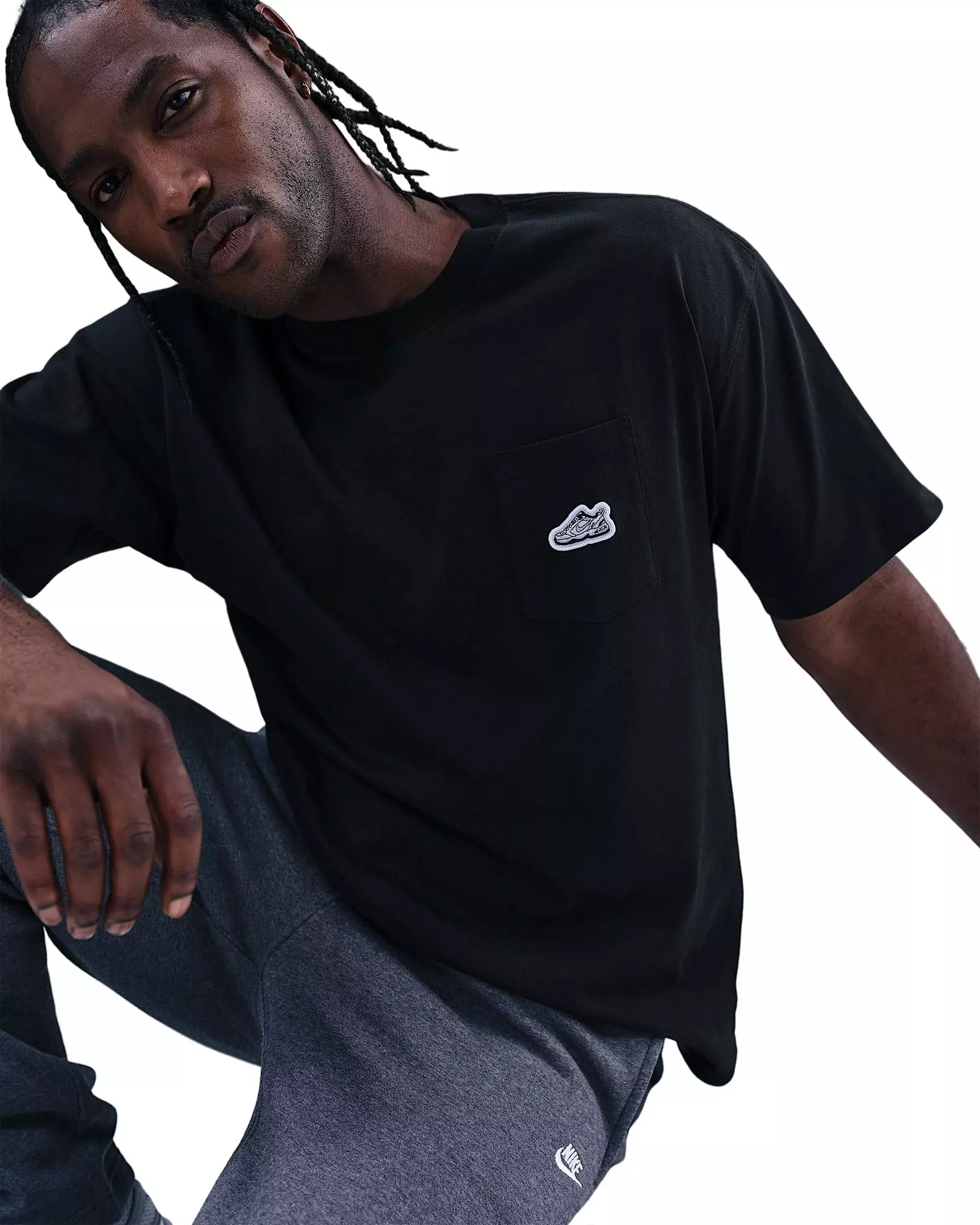 Nike Men's Sportswear Monarch T-Shirt - BLACK