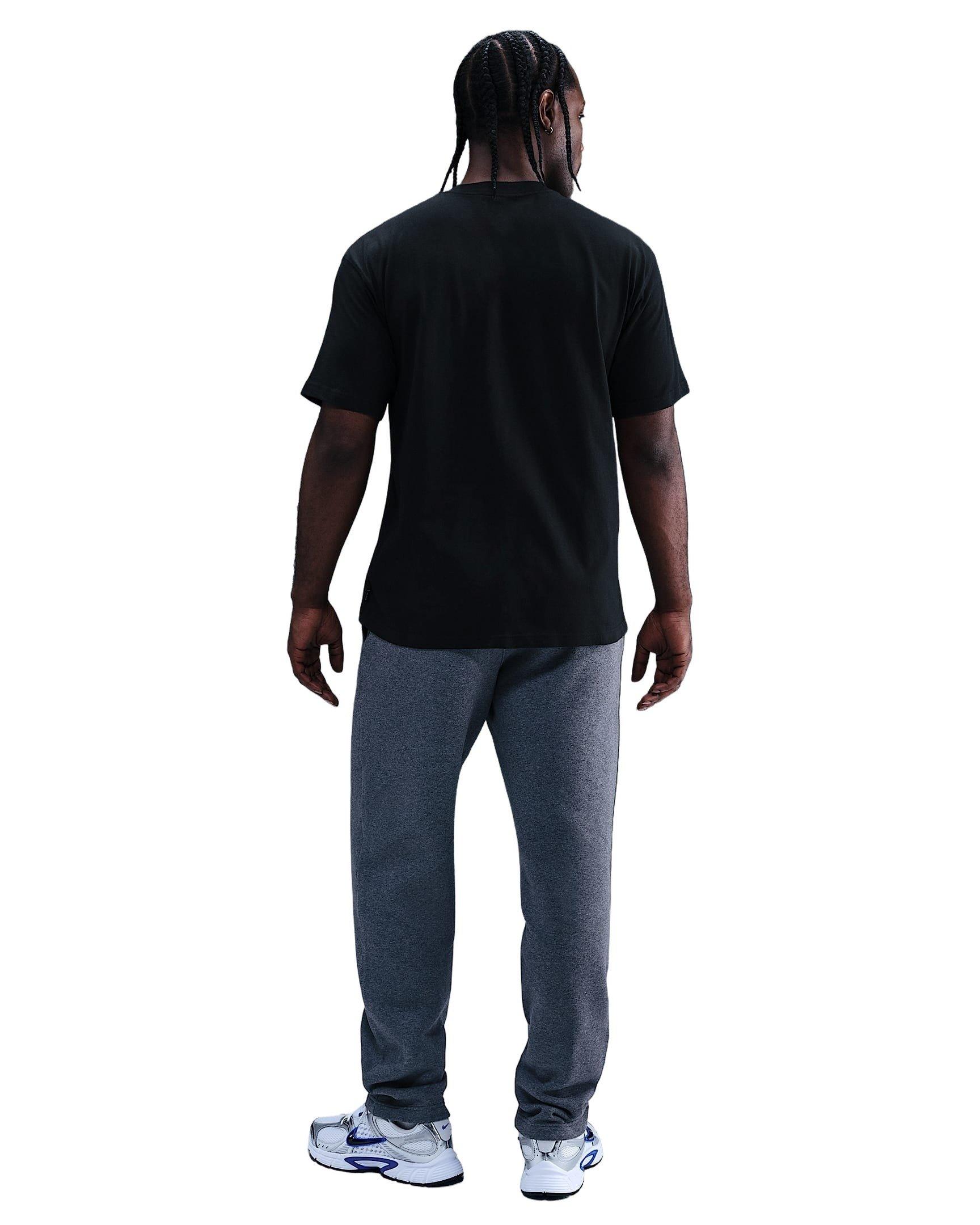 Nike Men's Sportswear Monarch T-Shirt - BLACK Thumbnail View 5