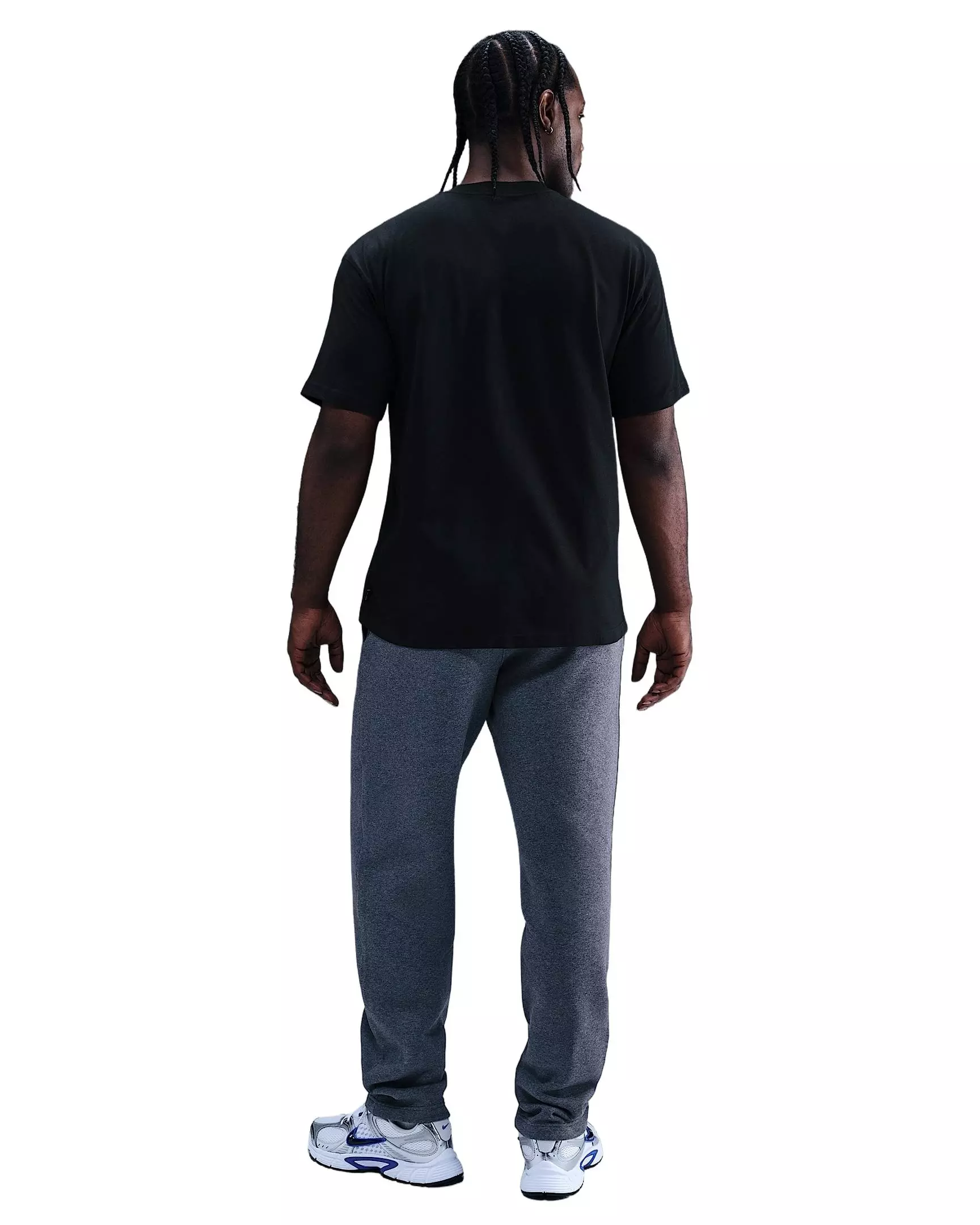 Nike Men's Sportswear Monarch T-Shirt - BLACK