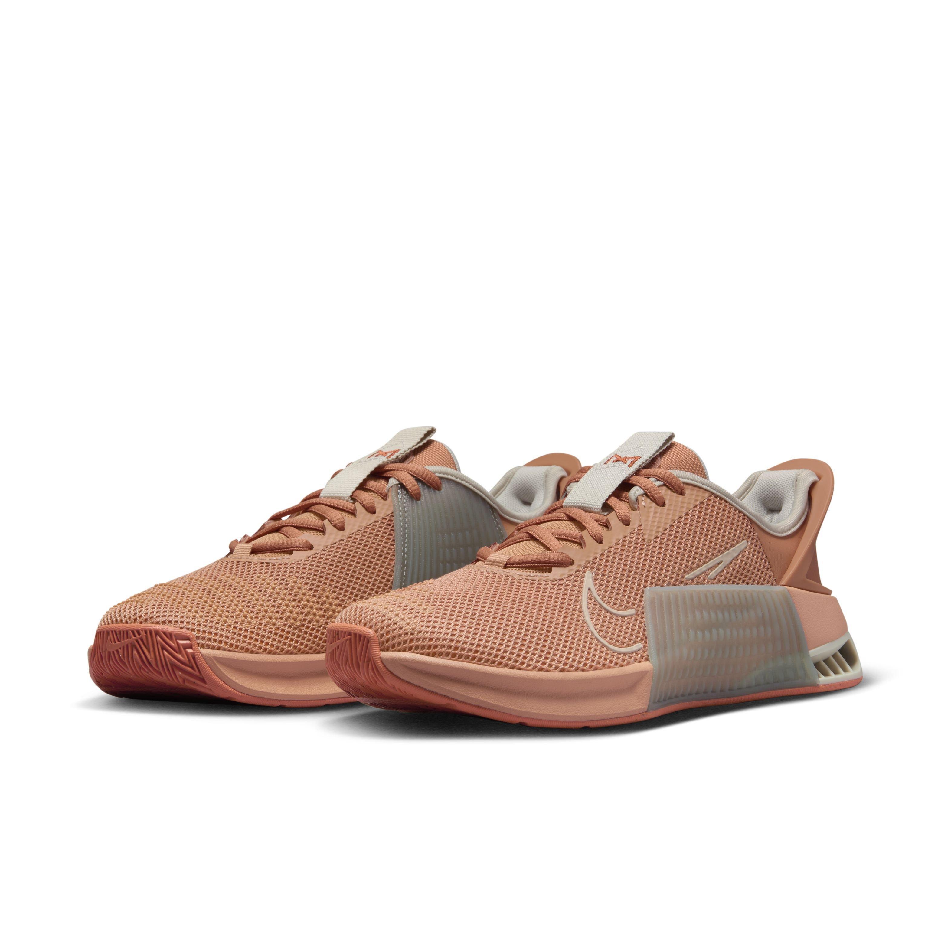 Nike Metcon 9 FlyEase "Amber Brown/Guava Ice/Light Bone" Women's Training Shoe - BROWN/GUAVA/LT BONE Thumbnail View 3