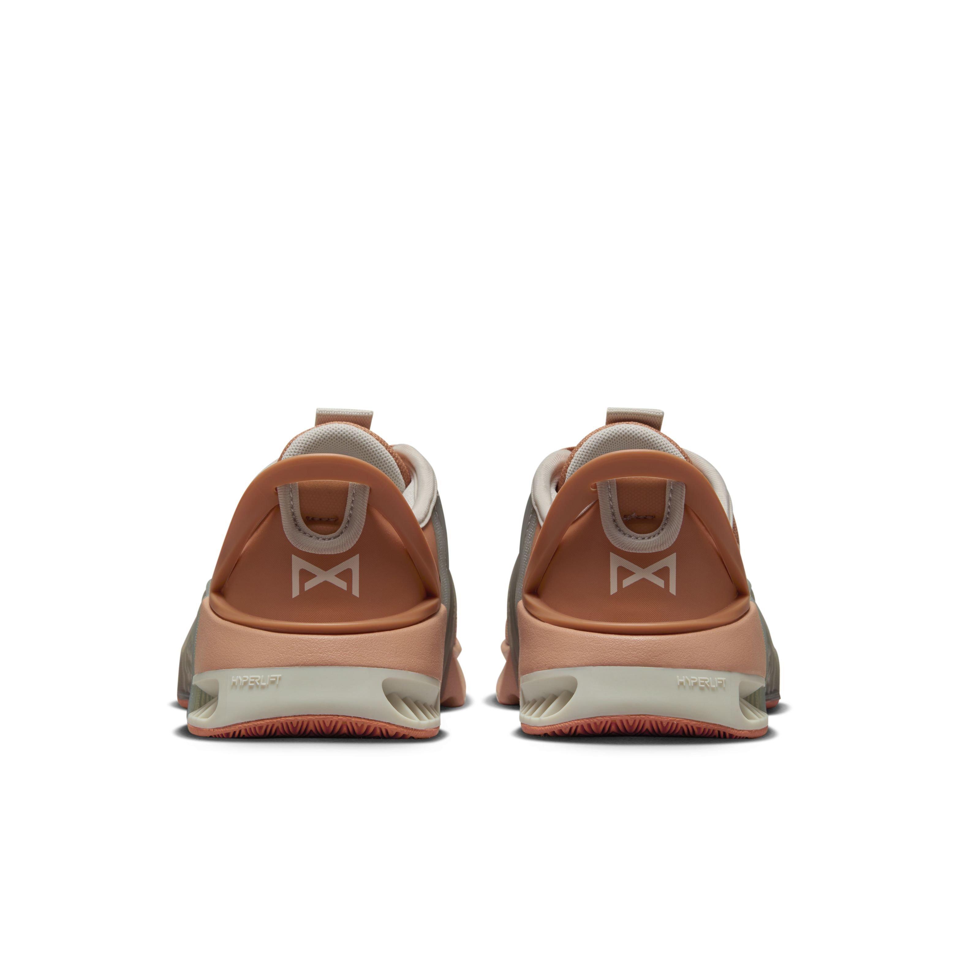 Nike Metcon 9 FlyEase "Amber Brown/Guava Ice/Light Bone" Women's Training Shoe - BROWN/GUAVA/LT BONE Thumbnail View 5