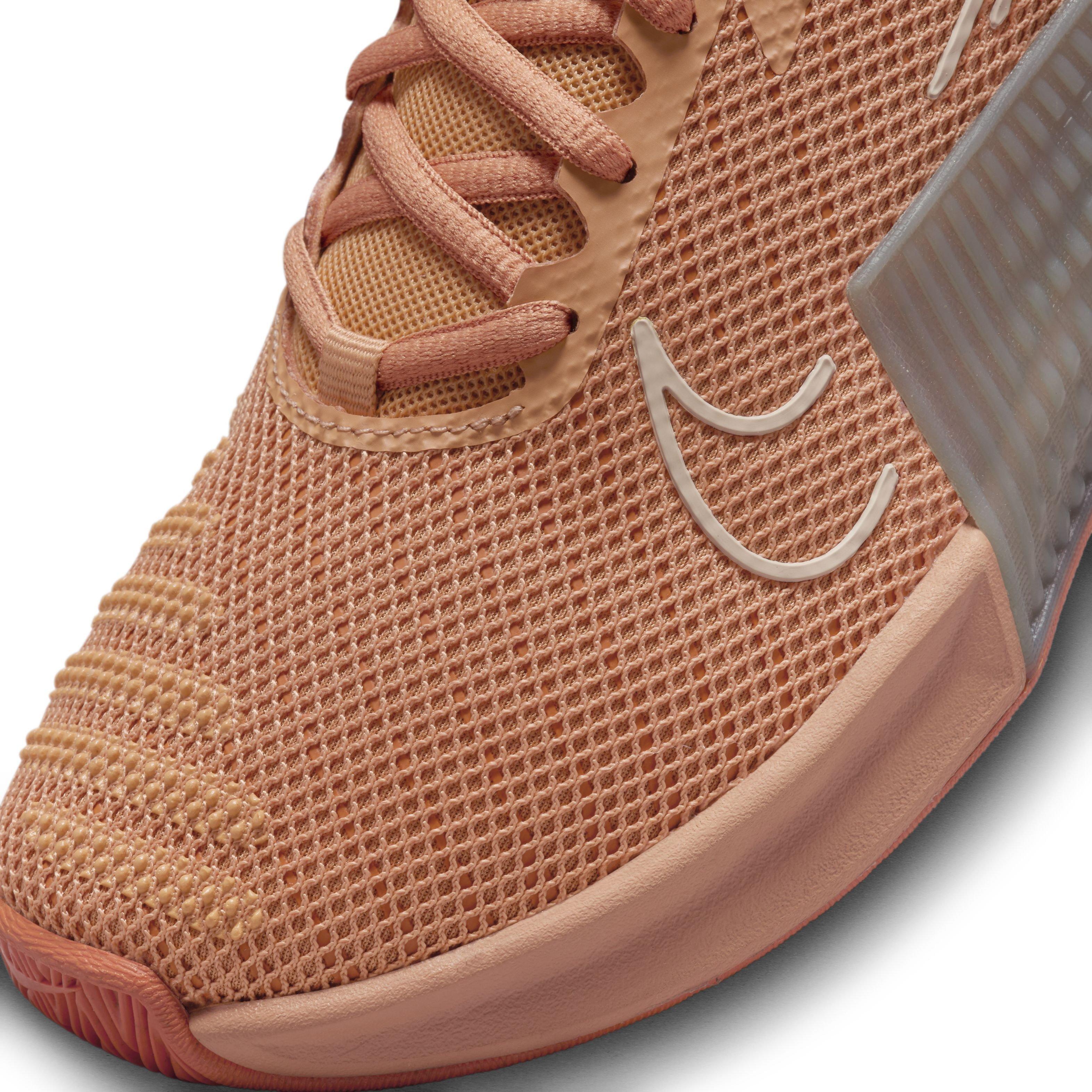 Nike Metcon 9 FlyEase "Amber Brown/Guava Ice/Light Bone" Women's Training Shoe - BROWN/GUAVA/LT BONE Thumbnail View 7