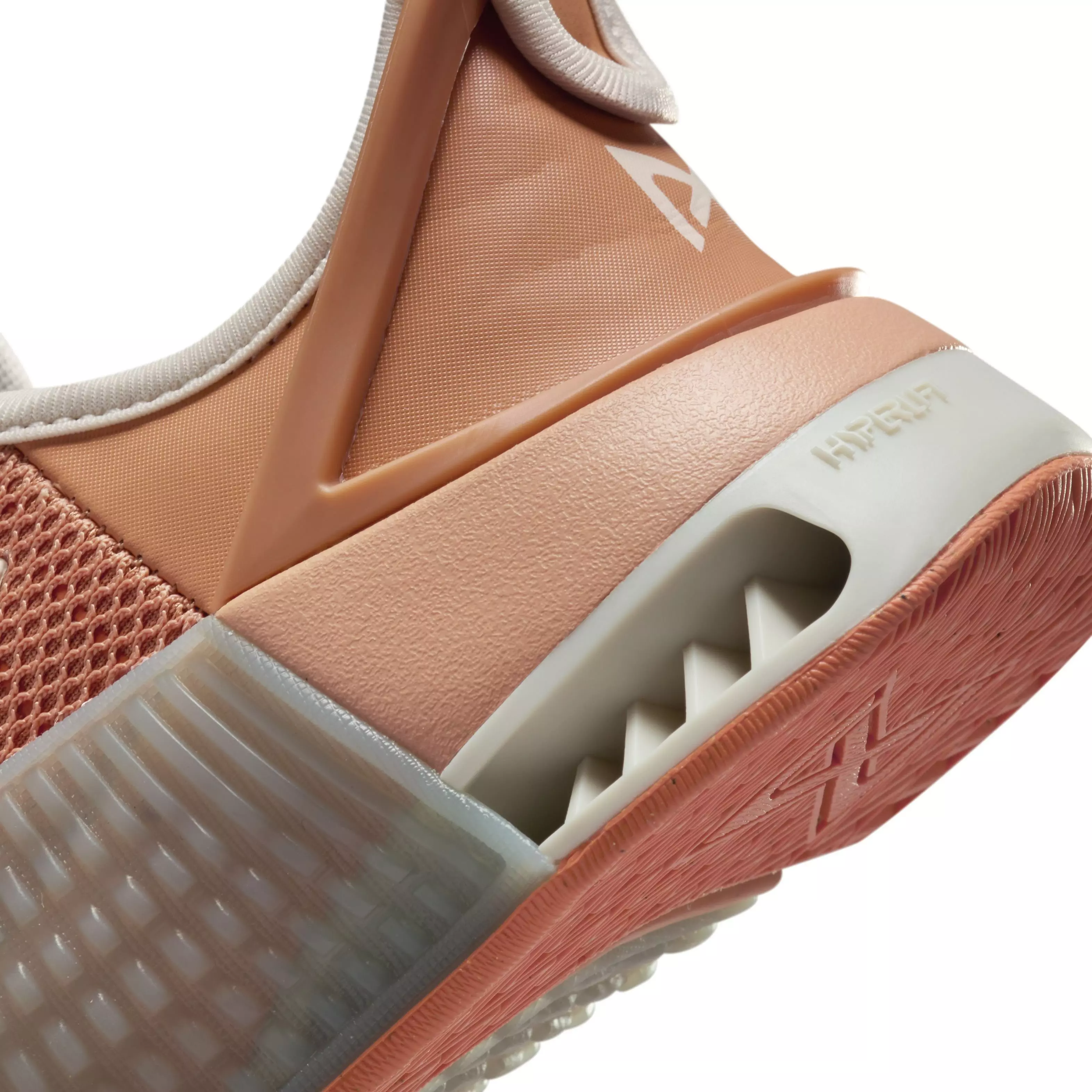 Nike Metcon 9 FlyEase "Amber Brown/Guava Ice/Light Bone" Women's Training Shoe - BROWN/GUAVA/LT BONE