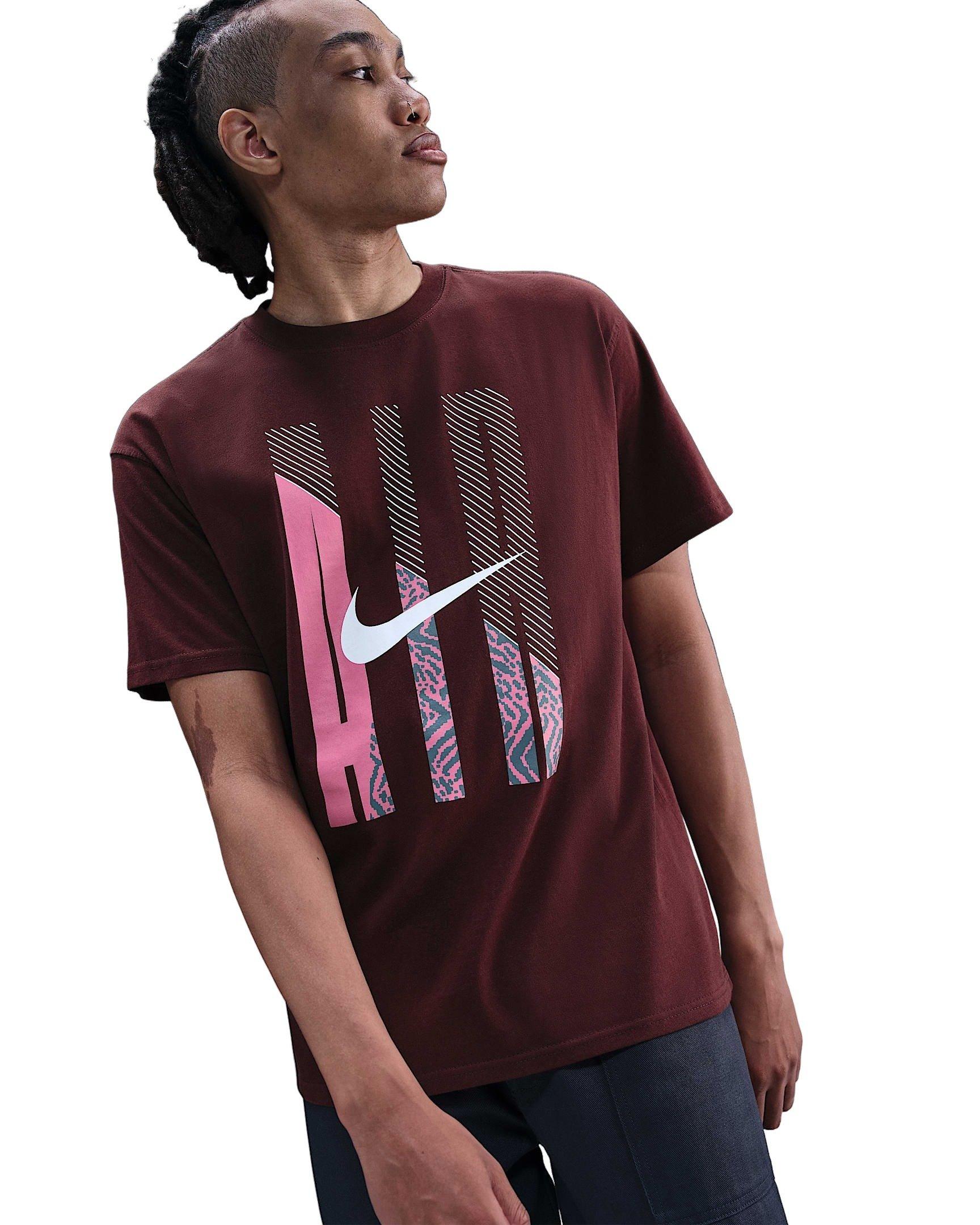 Nike Men's Sportswear Max90 Air HO25 T-Shirt - DK RED Thumbnail View 1