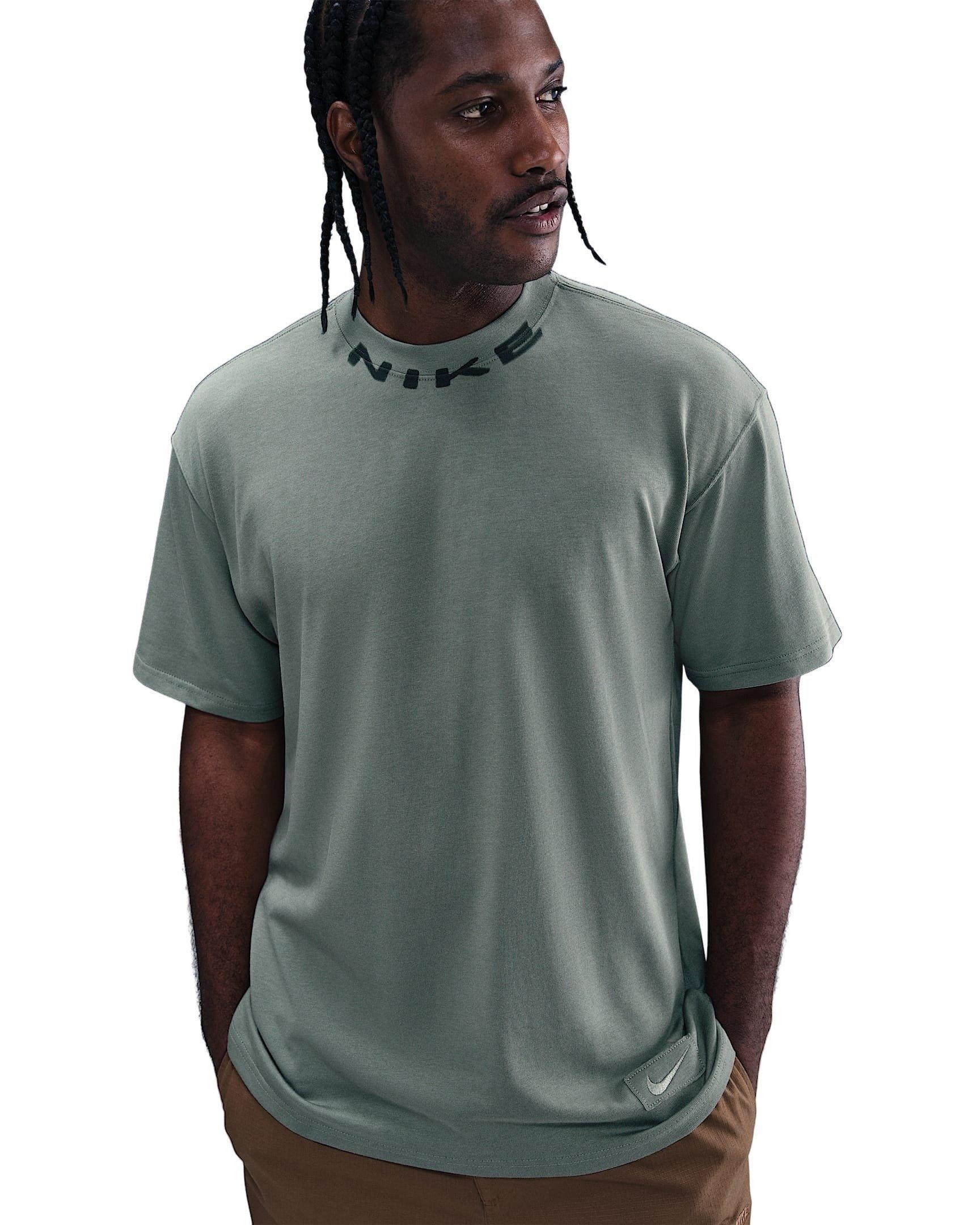 Nike Men's Sportswear OC Collar Print T-Shirt - GREEN Thumbnail View 1