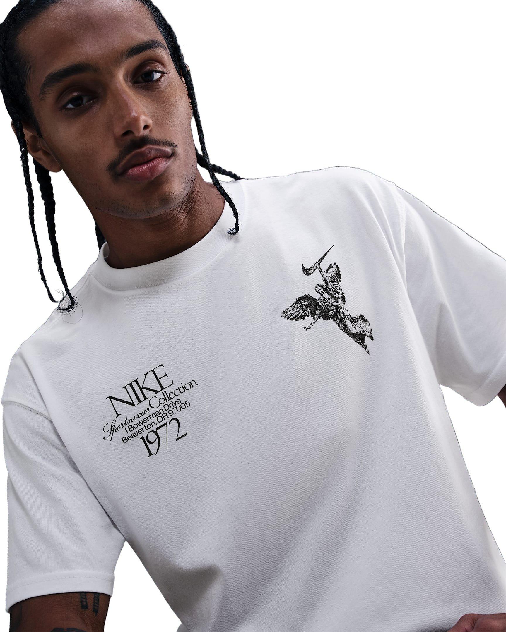 Nike Men's Sportswear Max90 OC Wings Victory T-Shirt - WHITE Thumbnail View 3