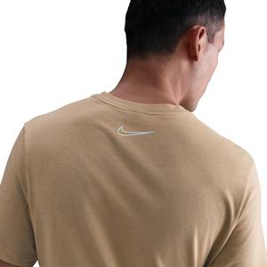 Nike Men's Sportswear Short-Sleeve Crew MM Tee