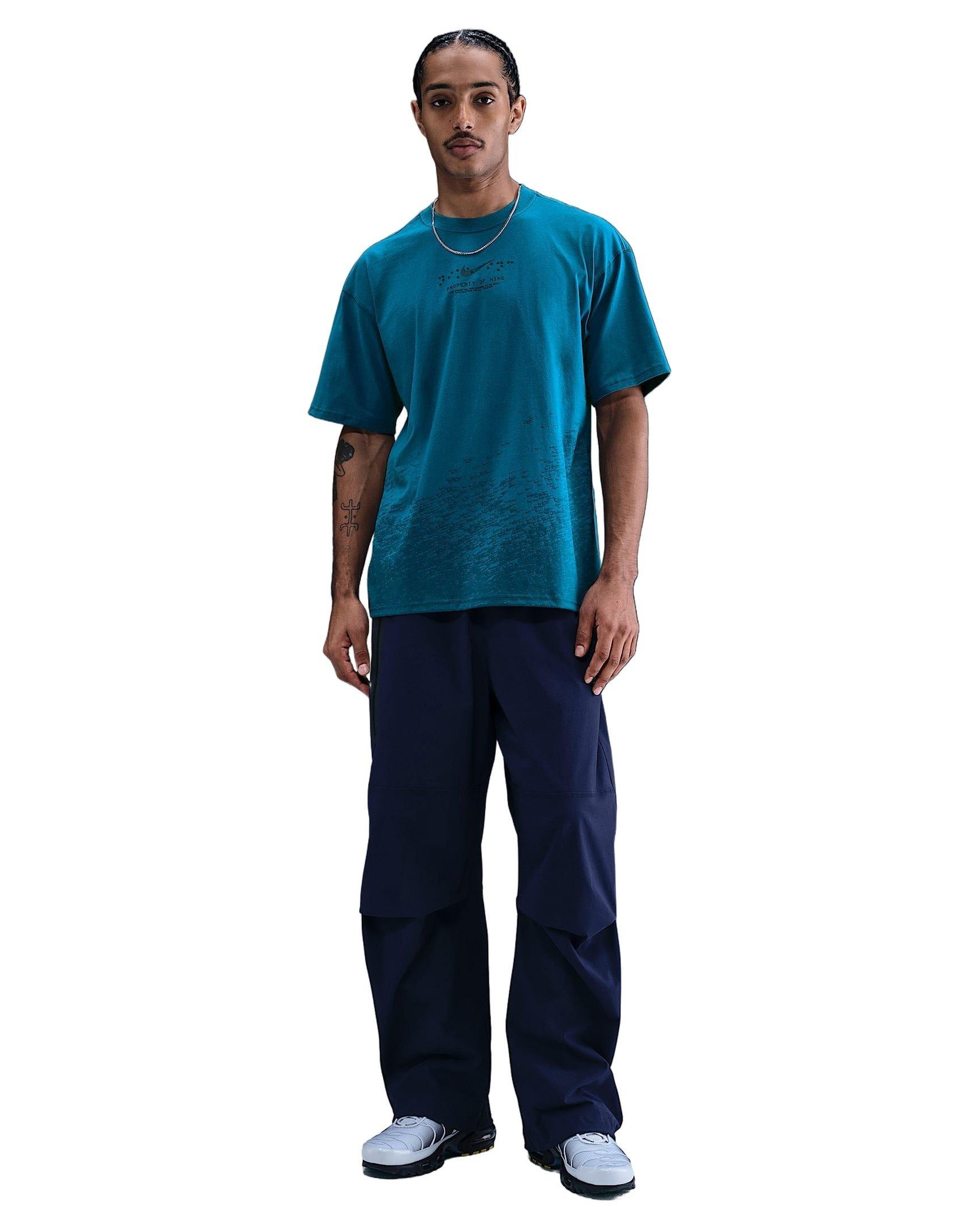 Nike Men's Sportswear Max90 Ski T-Shirt - GREEN/NAVY Thumbnail View 4