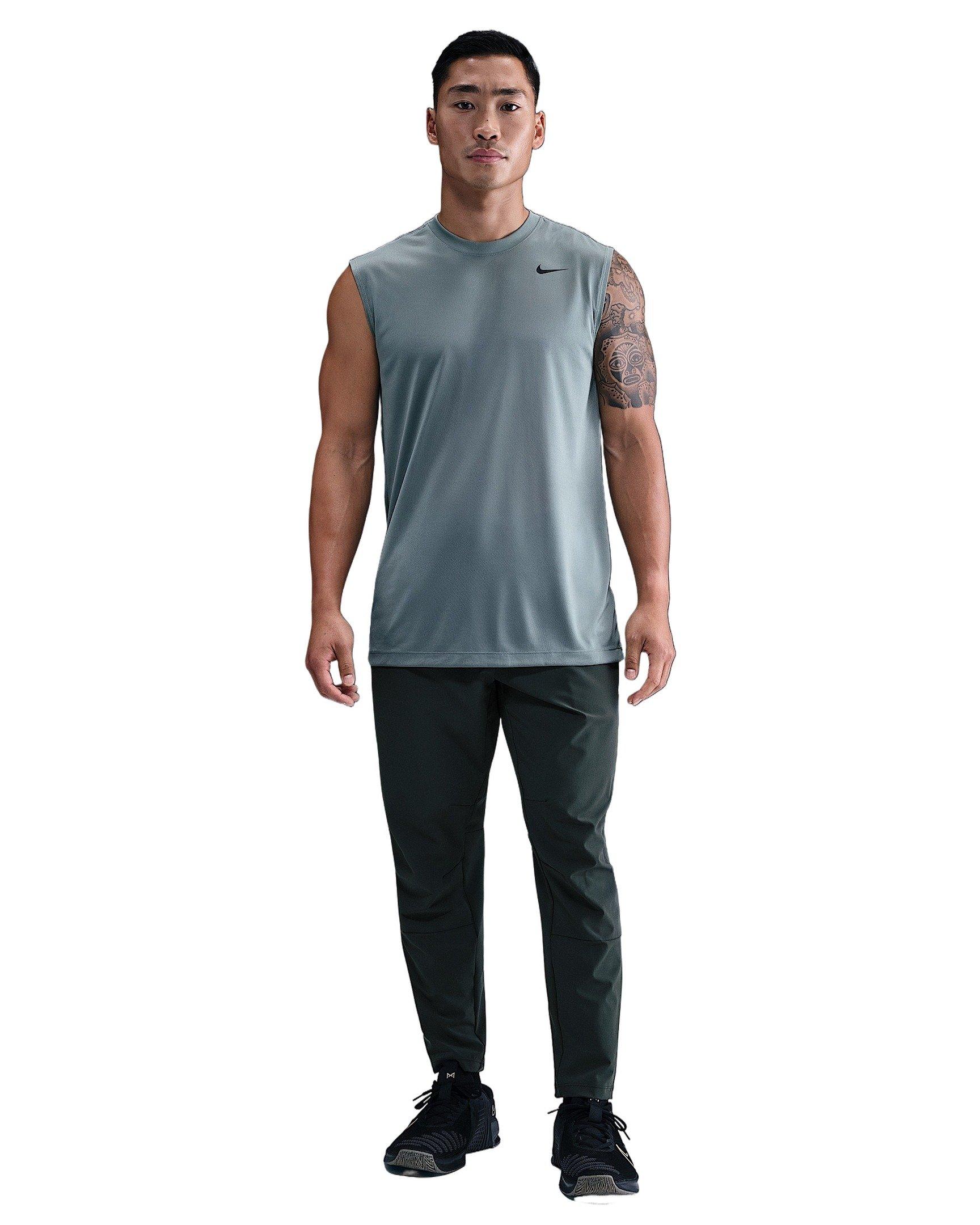 Nike Men's Unlimited Dri-FIT Tapered Leg Versatile Pants -Green - GREEN Thumbnail View 4