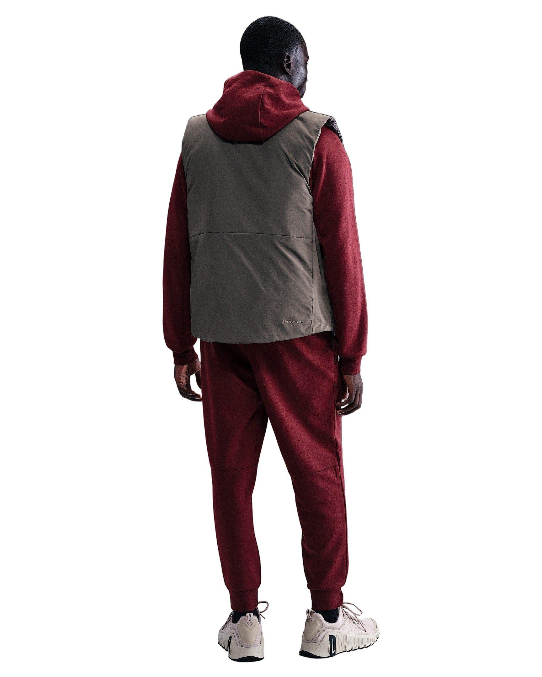 Nike Men's Therma-FIT Unlimited Synthetic Filled Training Vest - STONE Thumbnail View 6