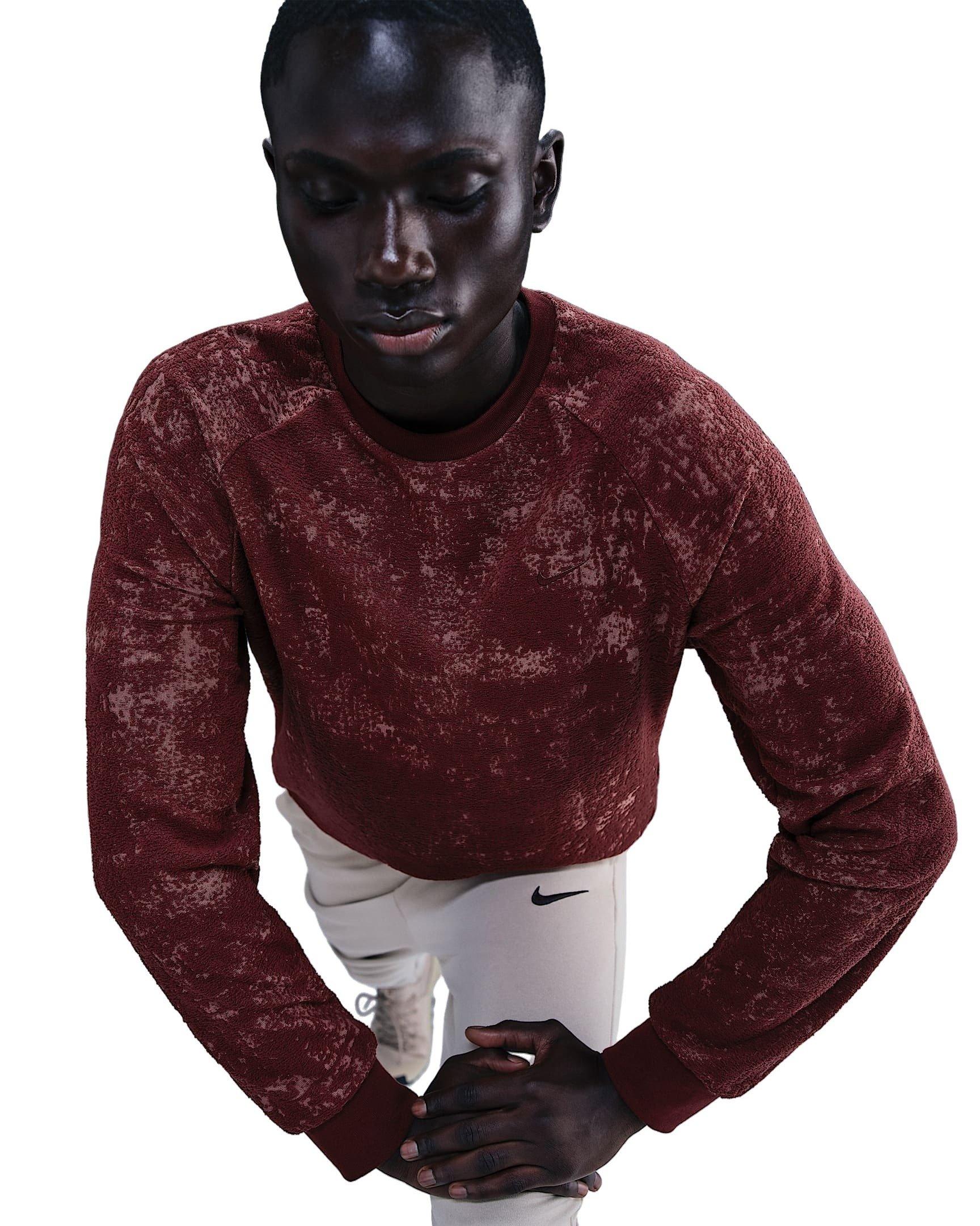 Nike Men's Primary Therma-FIT Jacquard Versatile Crew - DK RED Thumbnail View 3