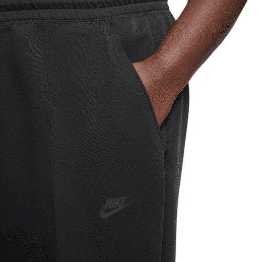 Nike Women's Sportswear Tech Fleece Mid-Rise Joggers - BLACK Thumbnail View 4